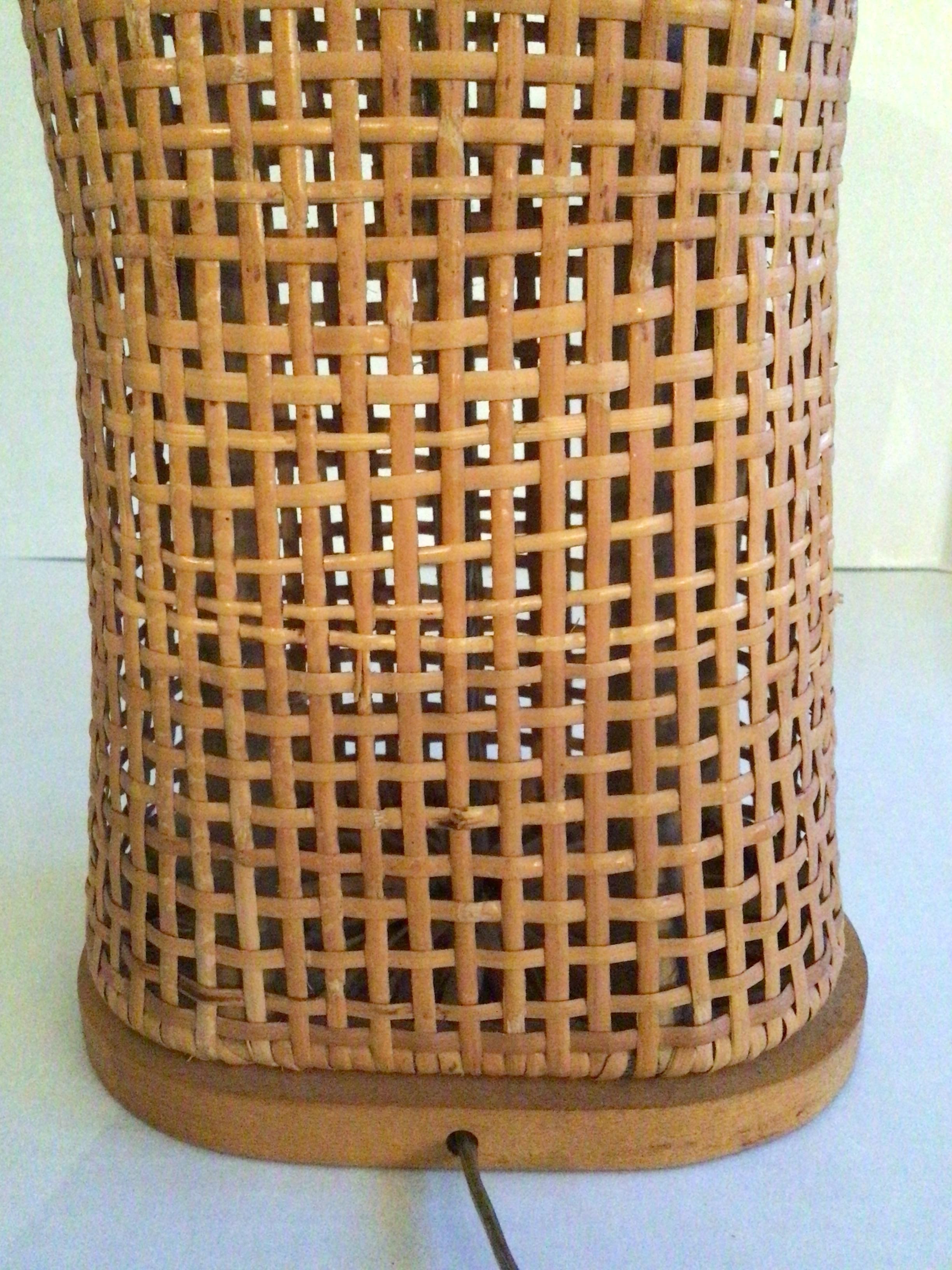1960s Caned Table Lamp With Wood Top and Base For Sale 6
