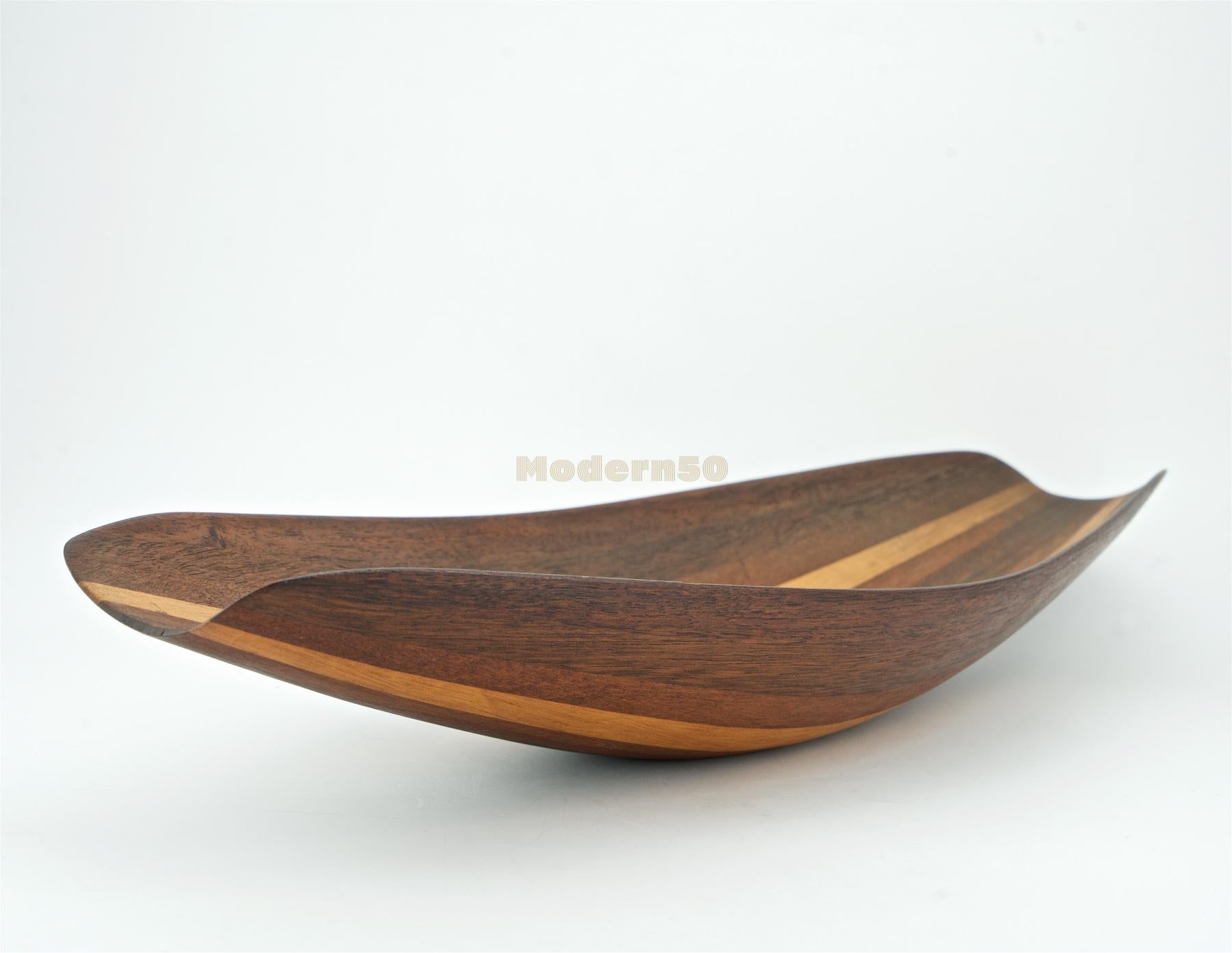 Oiled 1960s Canoe Bowl American Studio Craft Woodworkers Banana CabinModern Craftsman For Sale