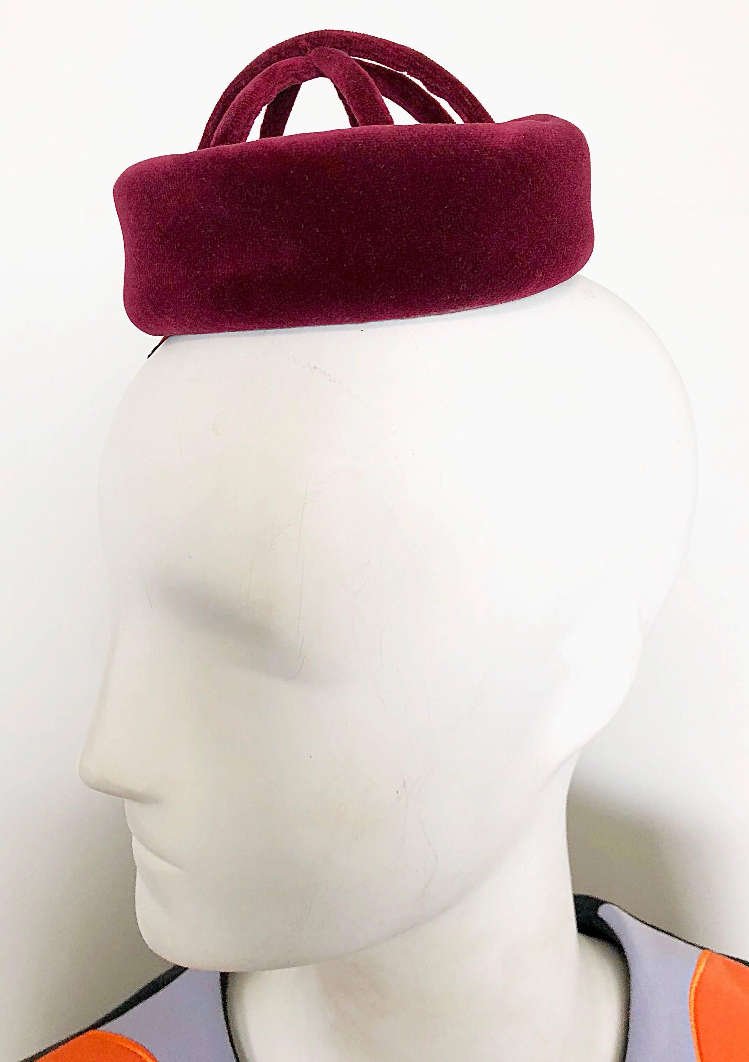 1960s Cardinali Original Sample Burgundy Maroon Avant Garde Velvet 60s Cage Hat For Sale 3