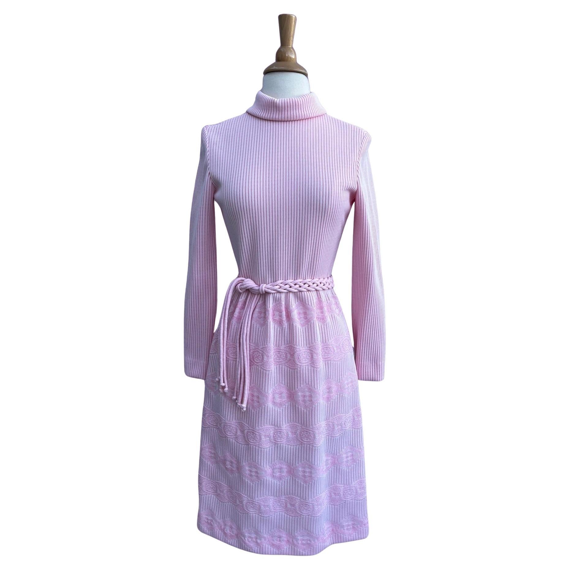 Carlye 1960s Vintage Women's Light Pink Ribbed Knit Sheath Dress