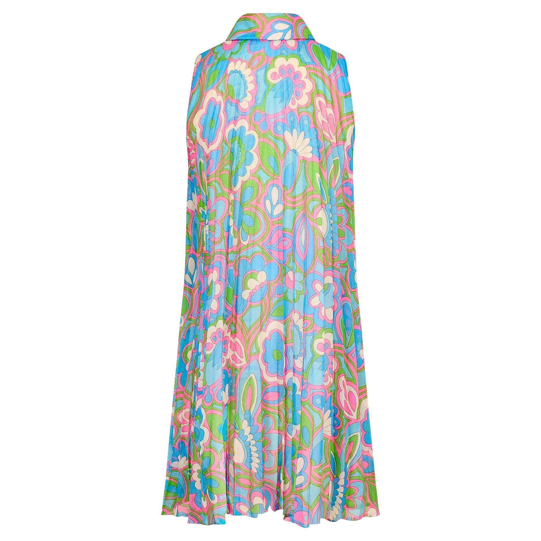 Boutique Carnegie 1960 Psychedelic Mini-Dress a pieghe senza maniche in vendita