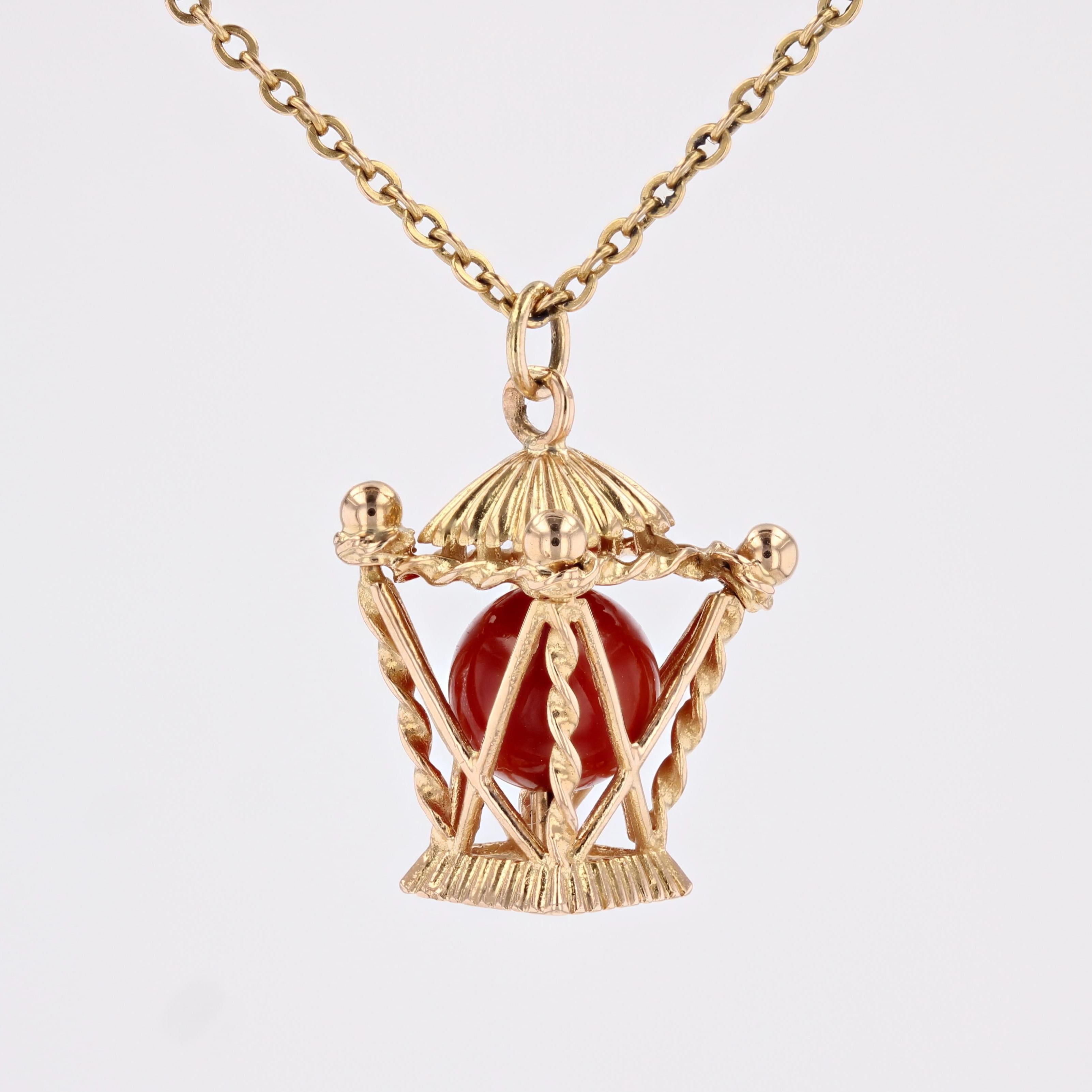 Pendentif pagode en or jaune 18 carats avec cornaline, années 1960 en vente 4