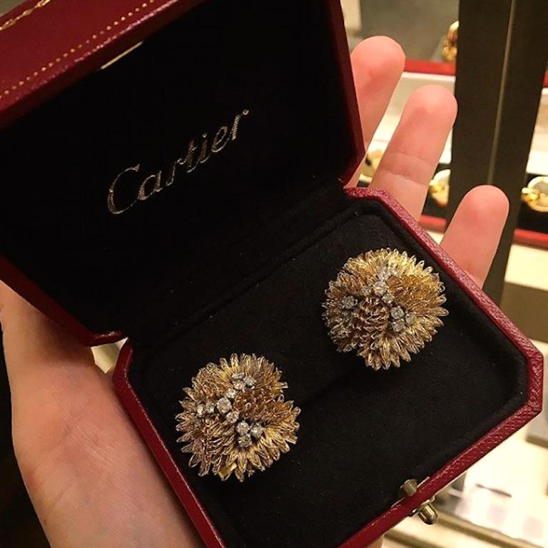 Cartier 1960s Gold Wirework and Diamond Clip Earrings In Good Condition For Sale In New York, NY