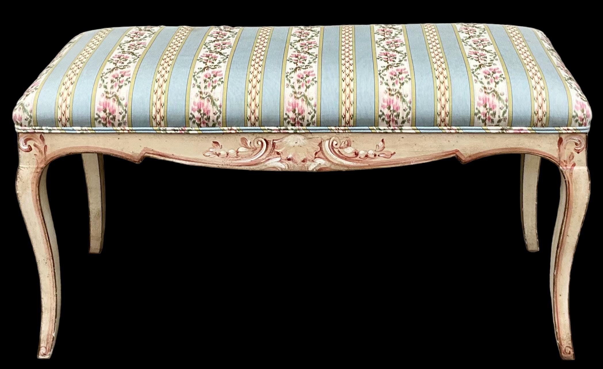 20th Century 1960s Carved And Painted Italian Bench / Ottoman In Striped Floral Chintz  For Sale