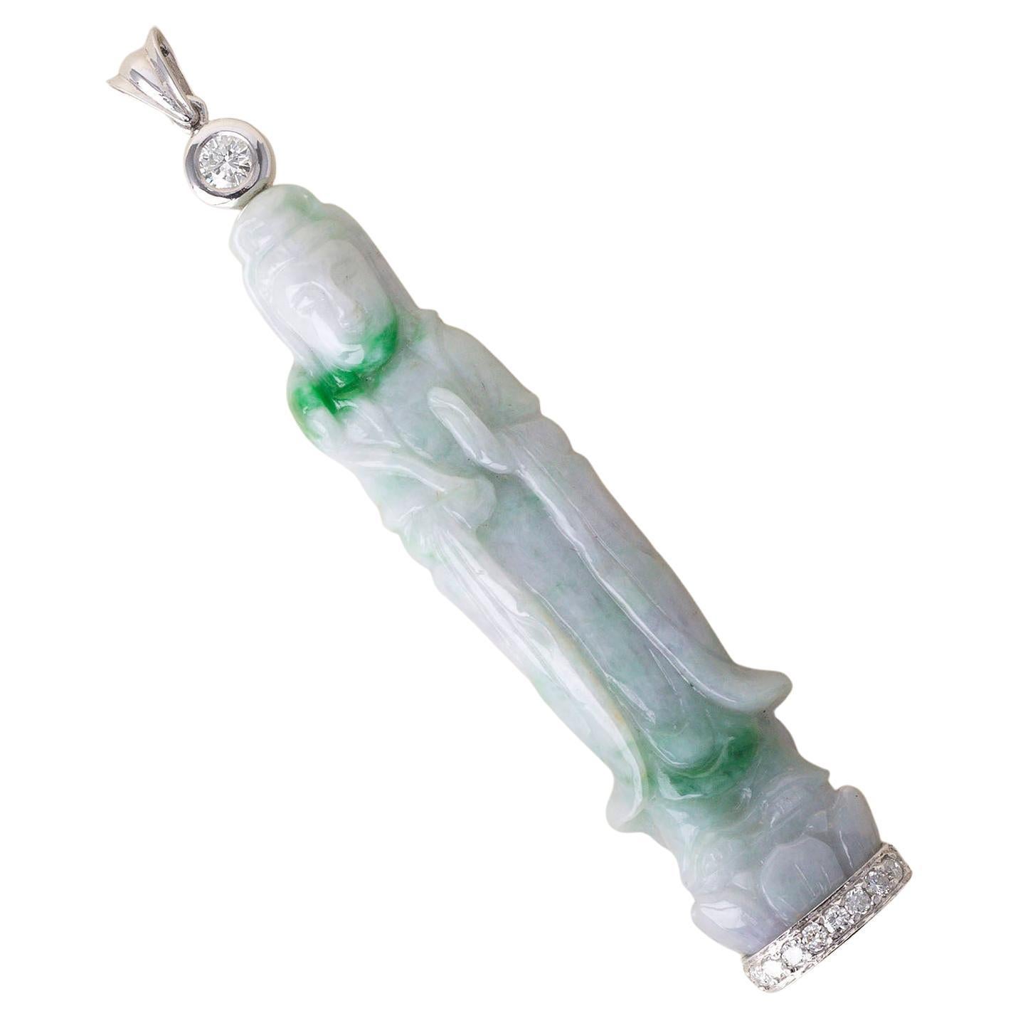 Pendentif en or blanc 18 carats sculpté en jade naturel et diamants de 0,60 carat, années 1960