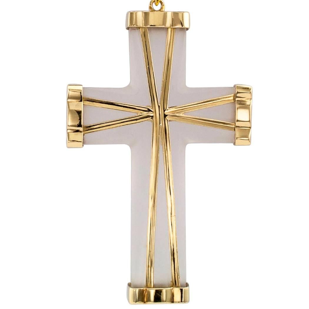 1960s Carved Rock Crystal Gold Cross Pendant In Excellent Condition In Los Angeles, CA