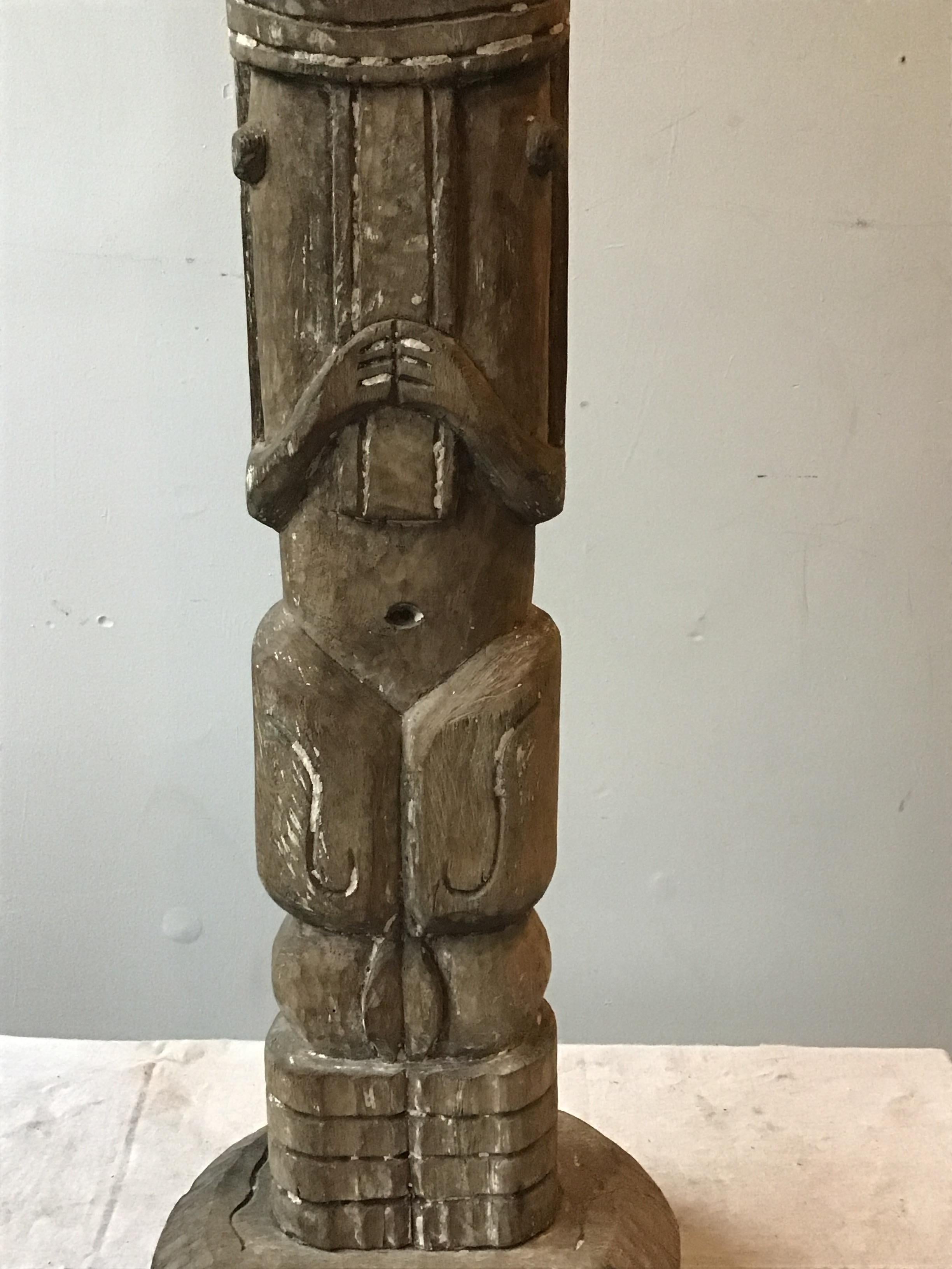 Mid-20th Century 1960s Carved Wood Tiki Totem Sculpture Of A Knight For Sale