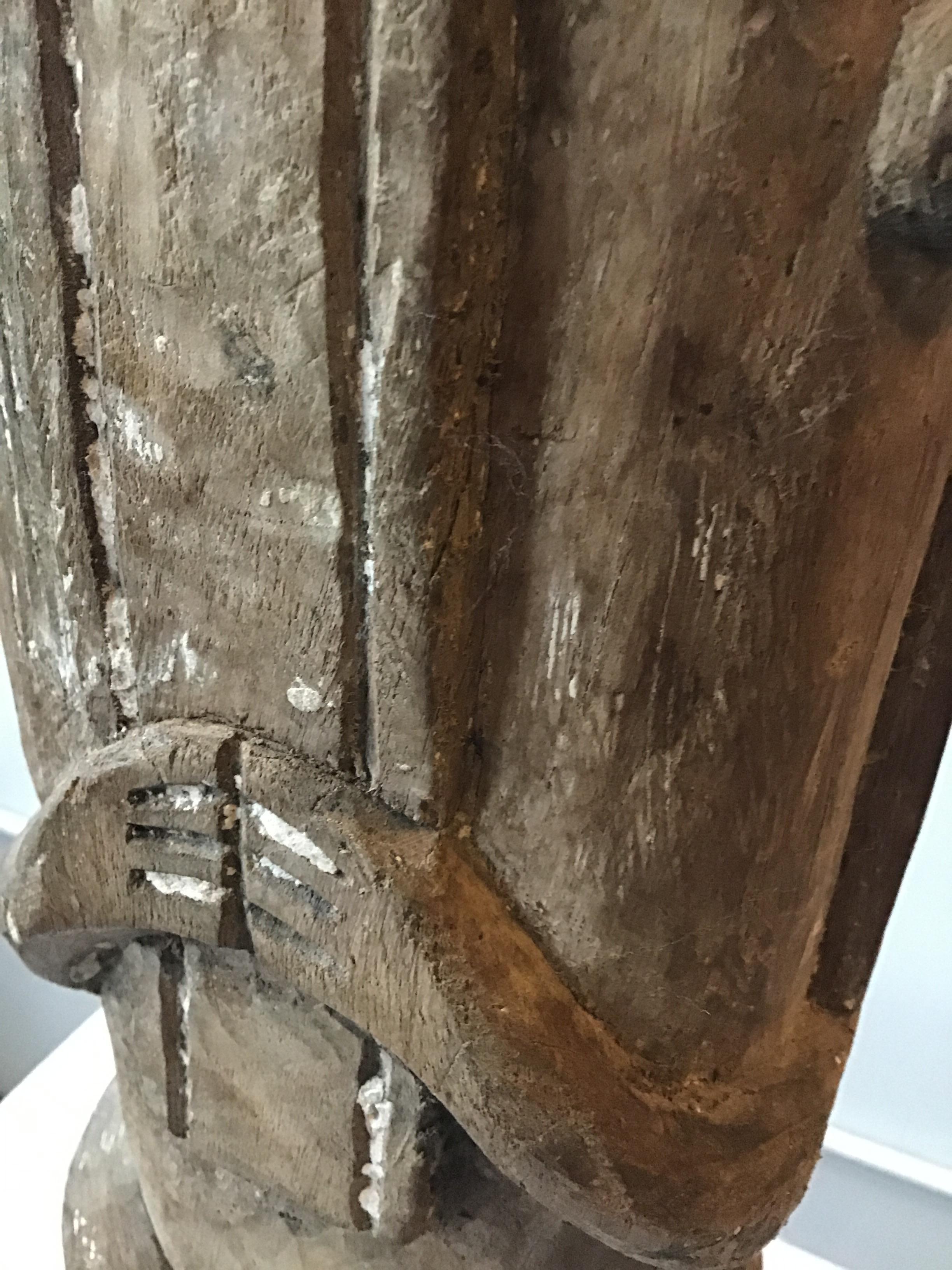 Geschnitzte Tiki-Totem-Skulptur eines Ritters aus Holz, 1960er Jahre im Angebot 4