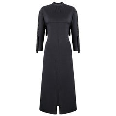 1960s Carven Haute Couture - Robe en crêpe de laine noire avec pampilles perlées