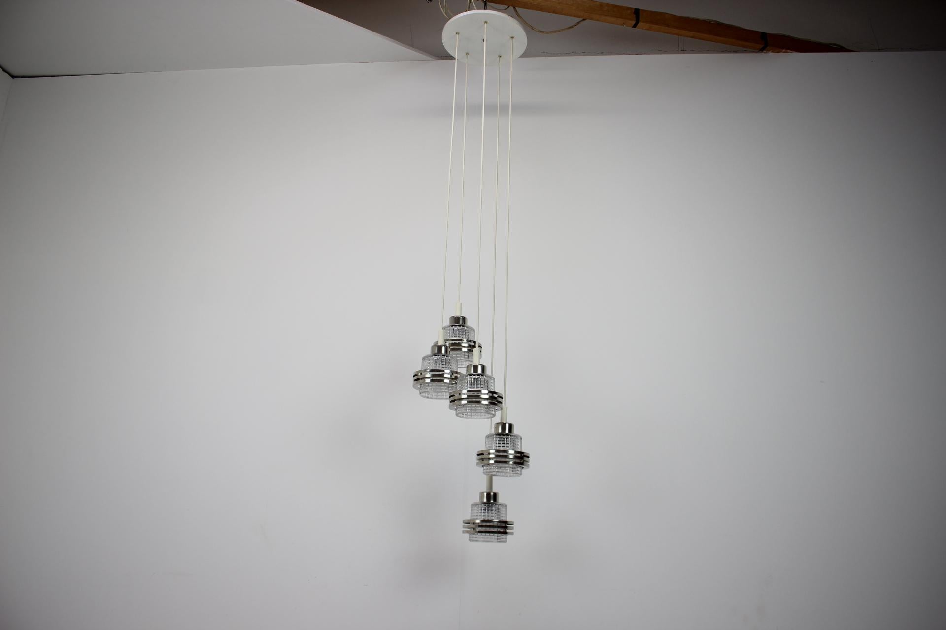 Mid-Century moderno Lampadario a cascata del 1960, Cecoslovacchia in vendita