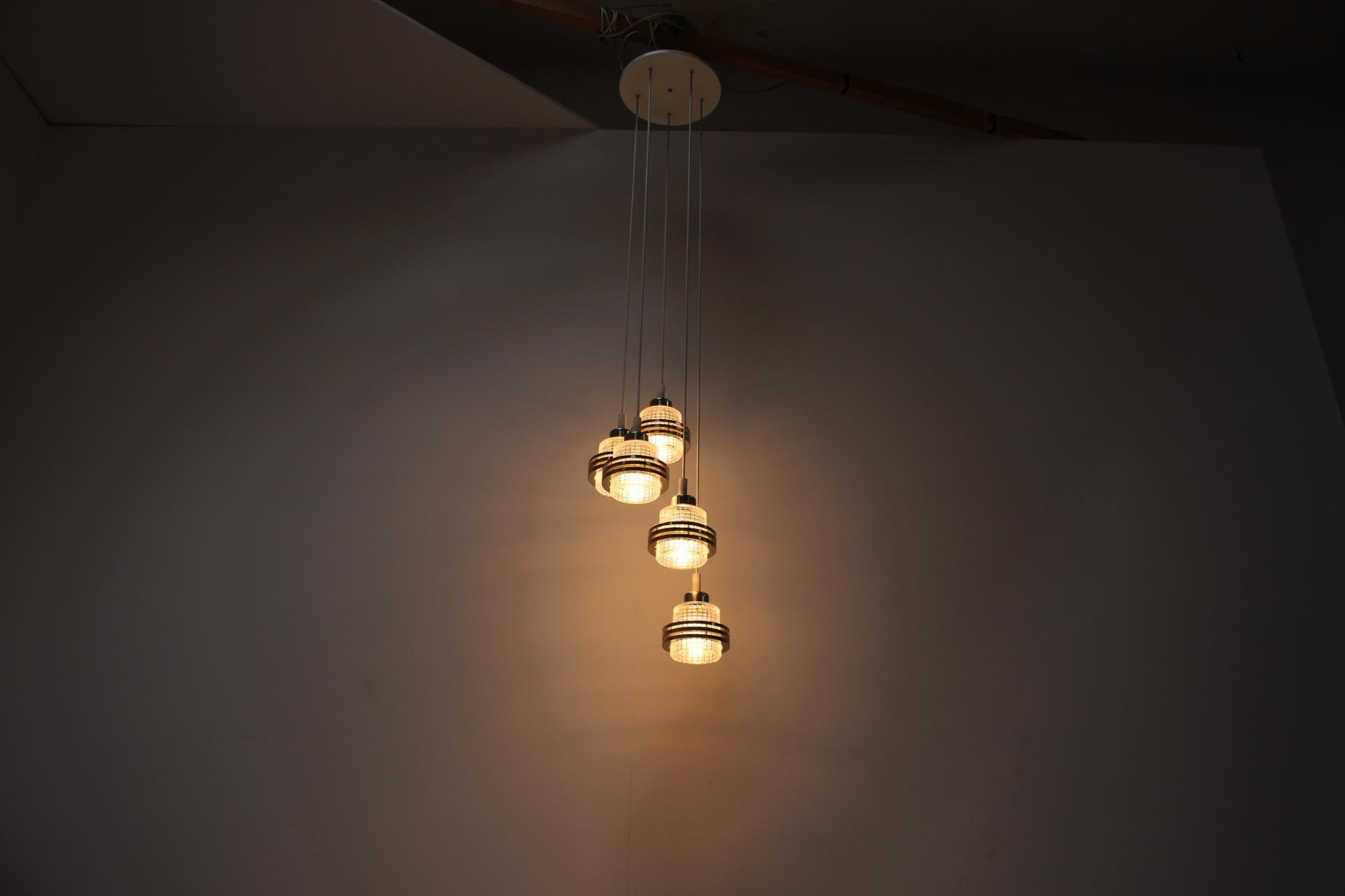 Lampadario a cascata del 1960, Cecoslovacchia in vendita 2