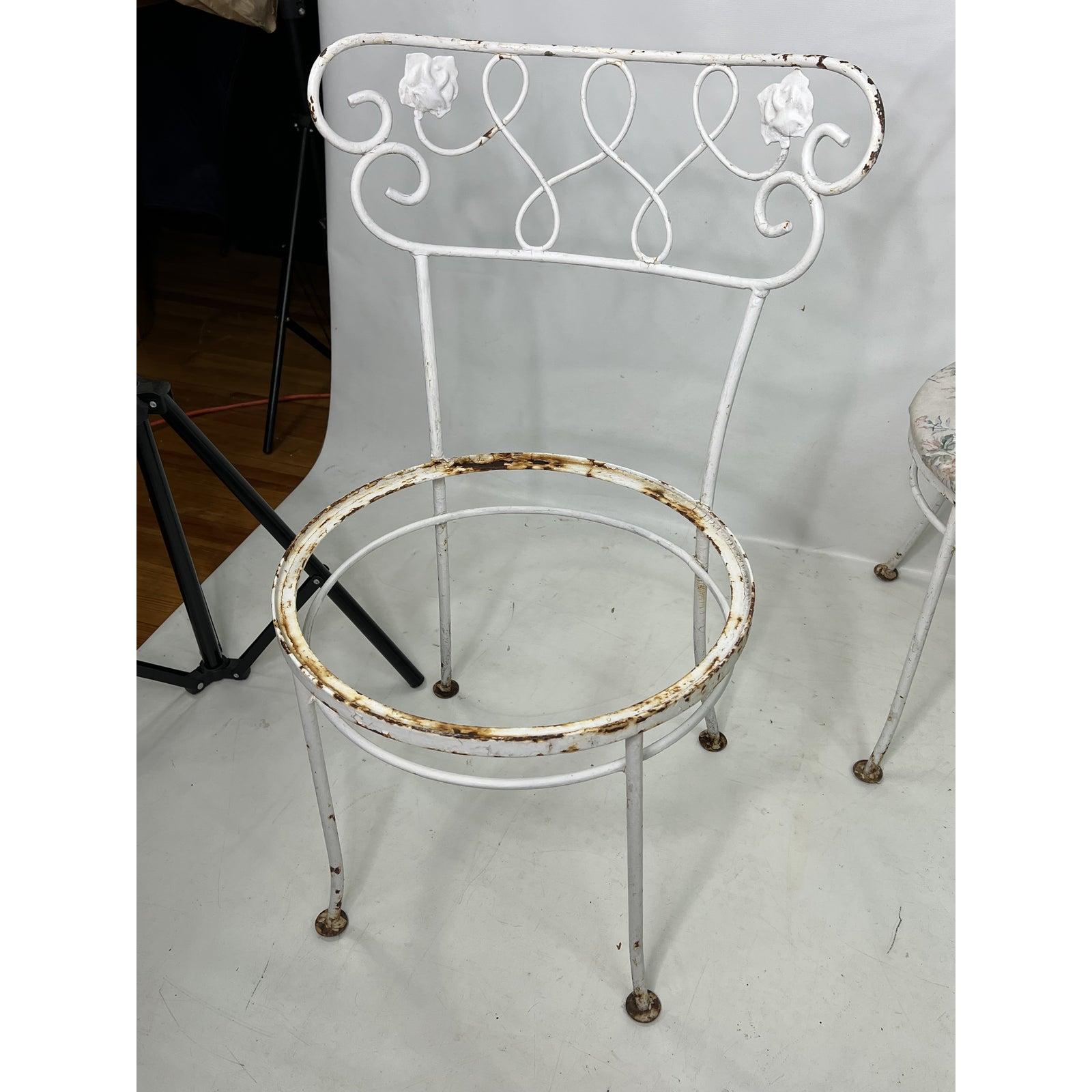 1960s Cast Iron Outdoor Chairs - Set of 4 For Sale 1