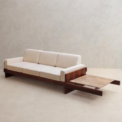 Años 60 Celina Decorações, Sofá de palisandro con mesa auxiliar de mármol original acoplada