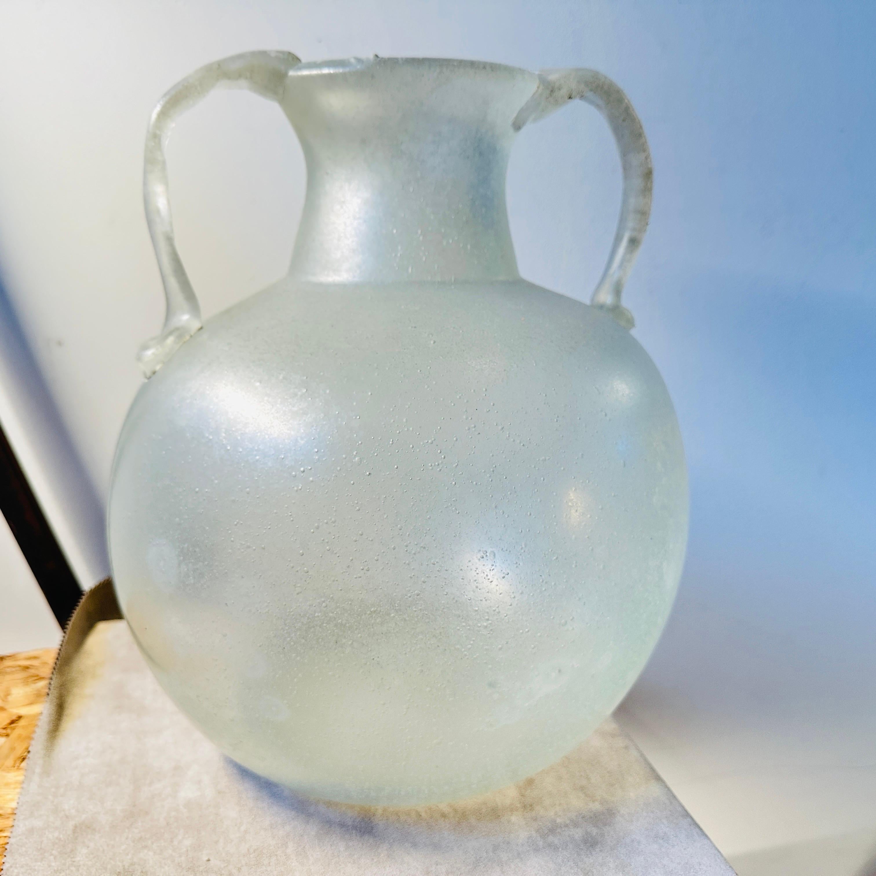 Italian 1960s Cenedese Attributable White Scavo Murano Glass Big Amphora Vase For Sale