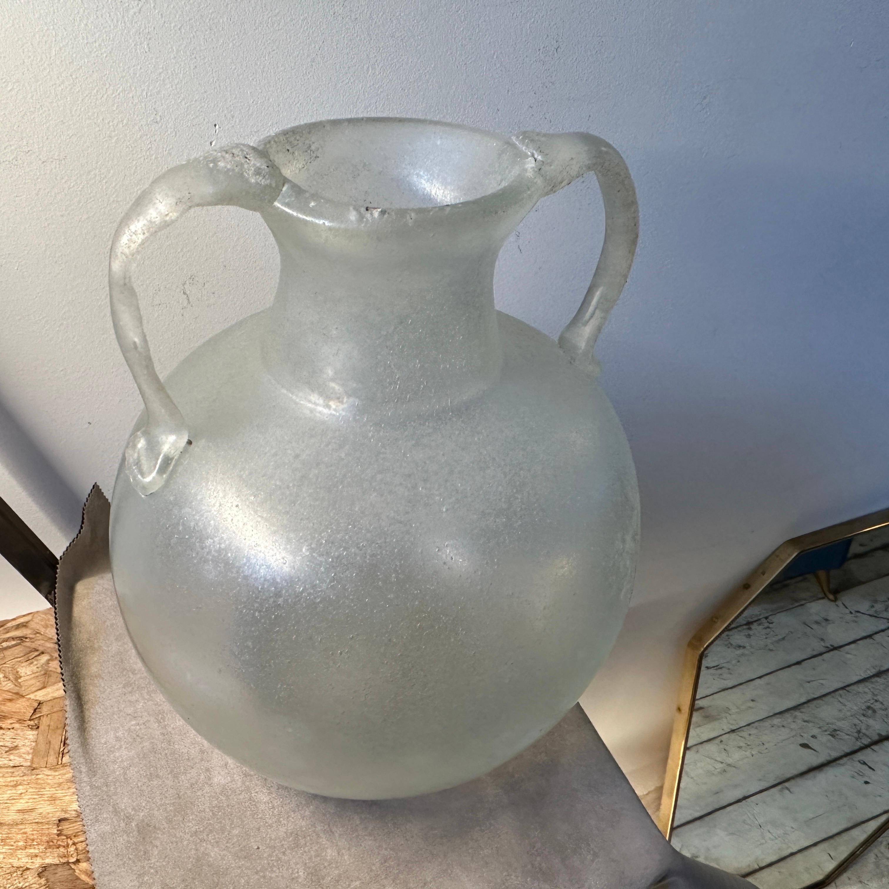 Hand-Crafted 1960s Cenedese Attributable White Scavo Murano Glass Big Amphora Vase For Sale