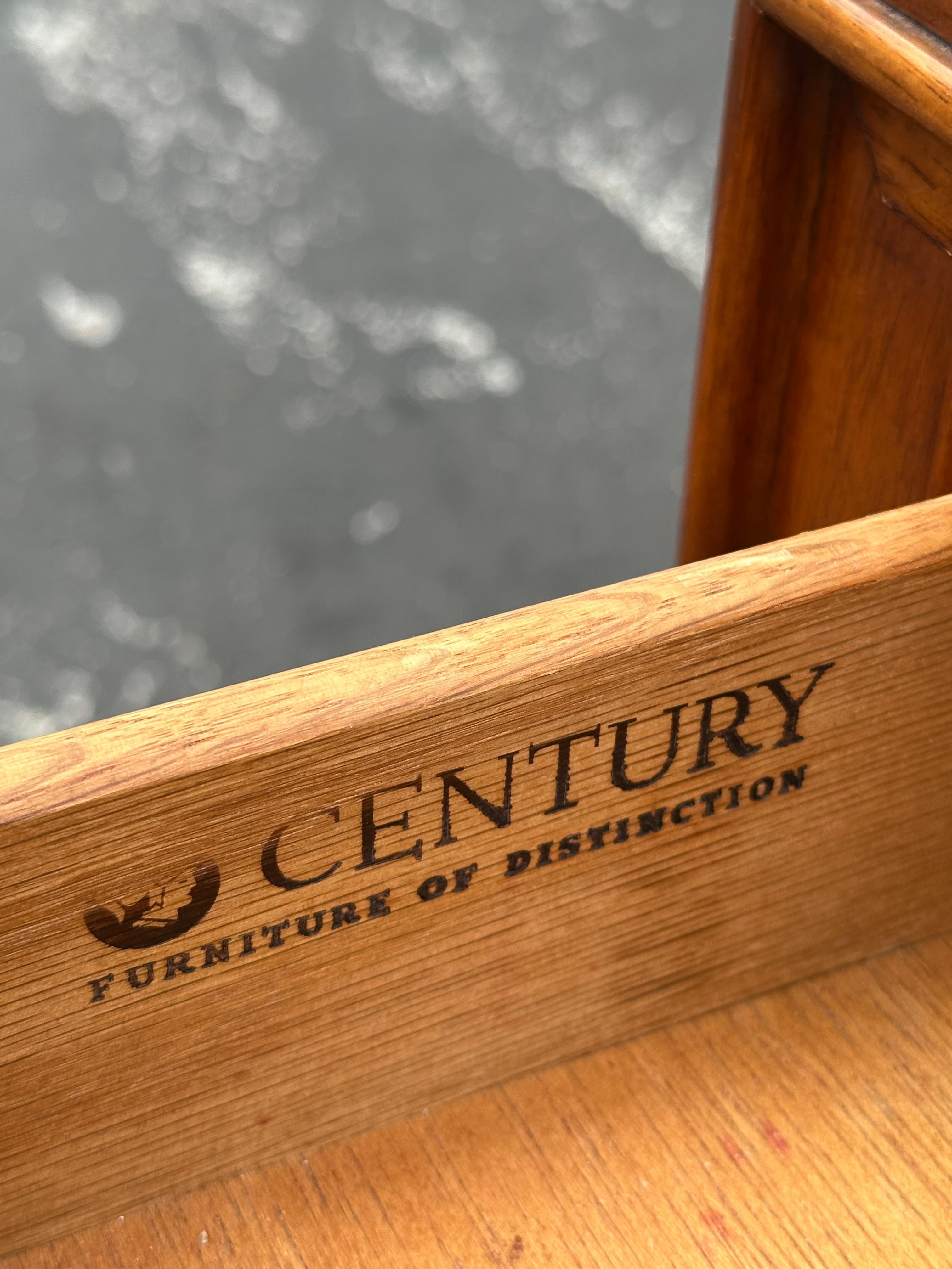 Buffet à cannes en bois des années 1960 en vente 4