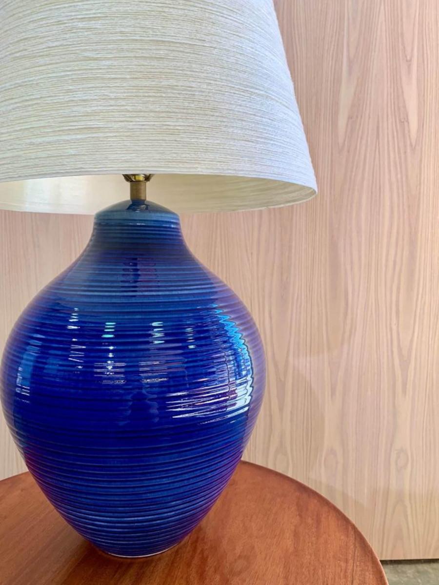 1960s Ceramic and Fibreglass “Lotte” Lamp by the Bostlund Family In Excellent Condition In Victoria, BC