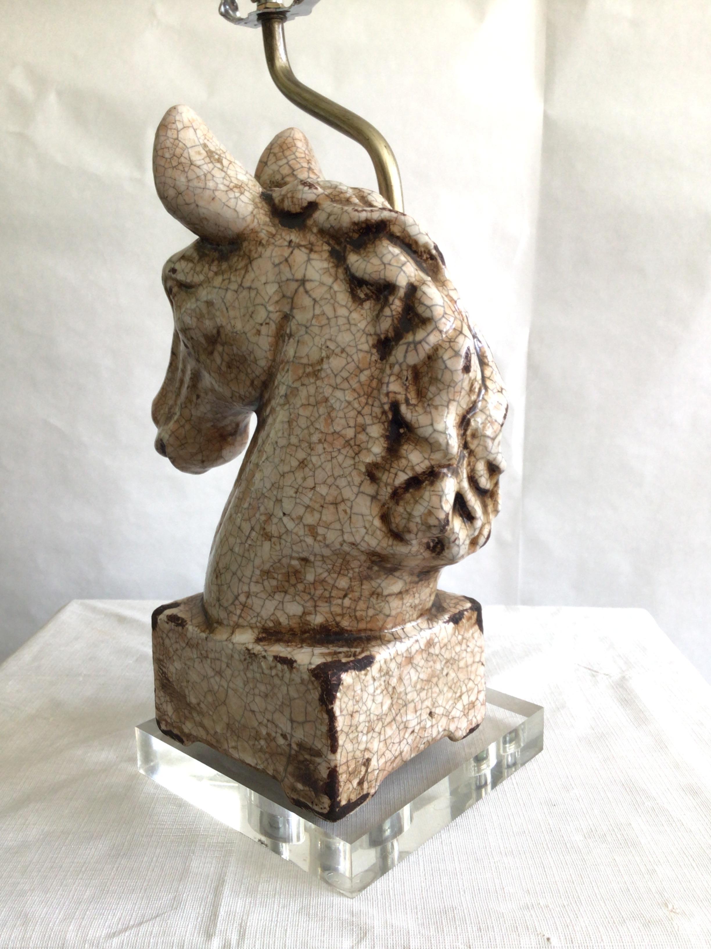 1960s Ceramic Crackle Glazed Horse Lamp On Lucite Base In Good Condition For Sale In Tarrytown, NY