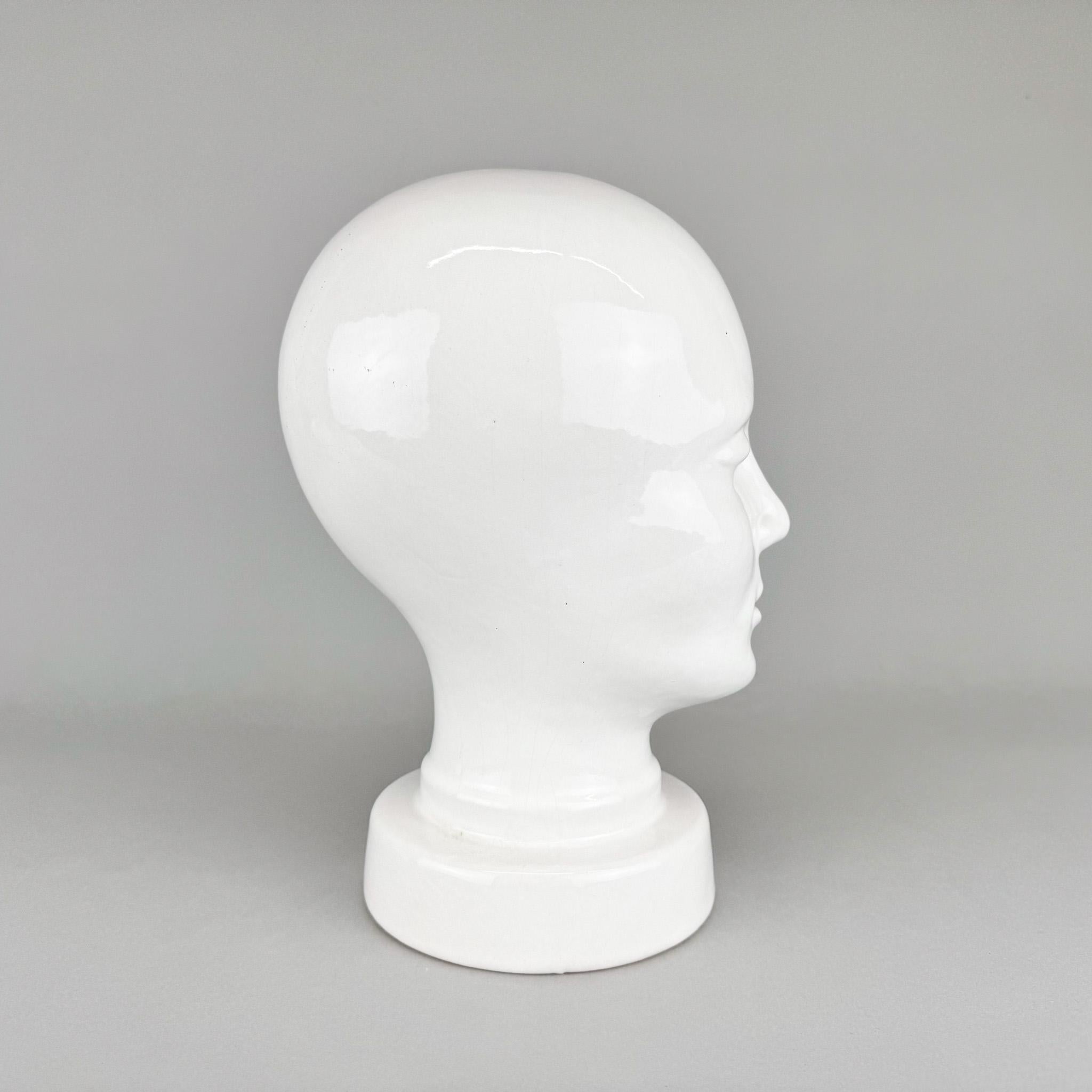 1960's Ceramic Head by Scheurich, Germany In Good Condition For Sale In Praha, CZ