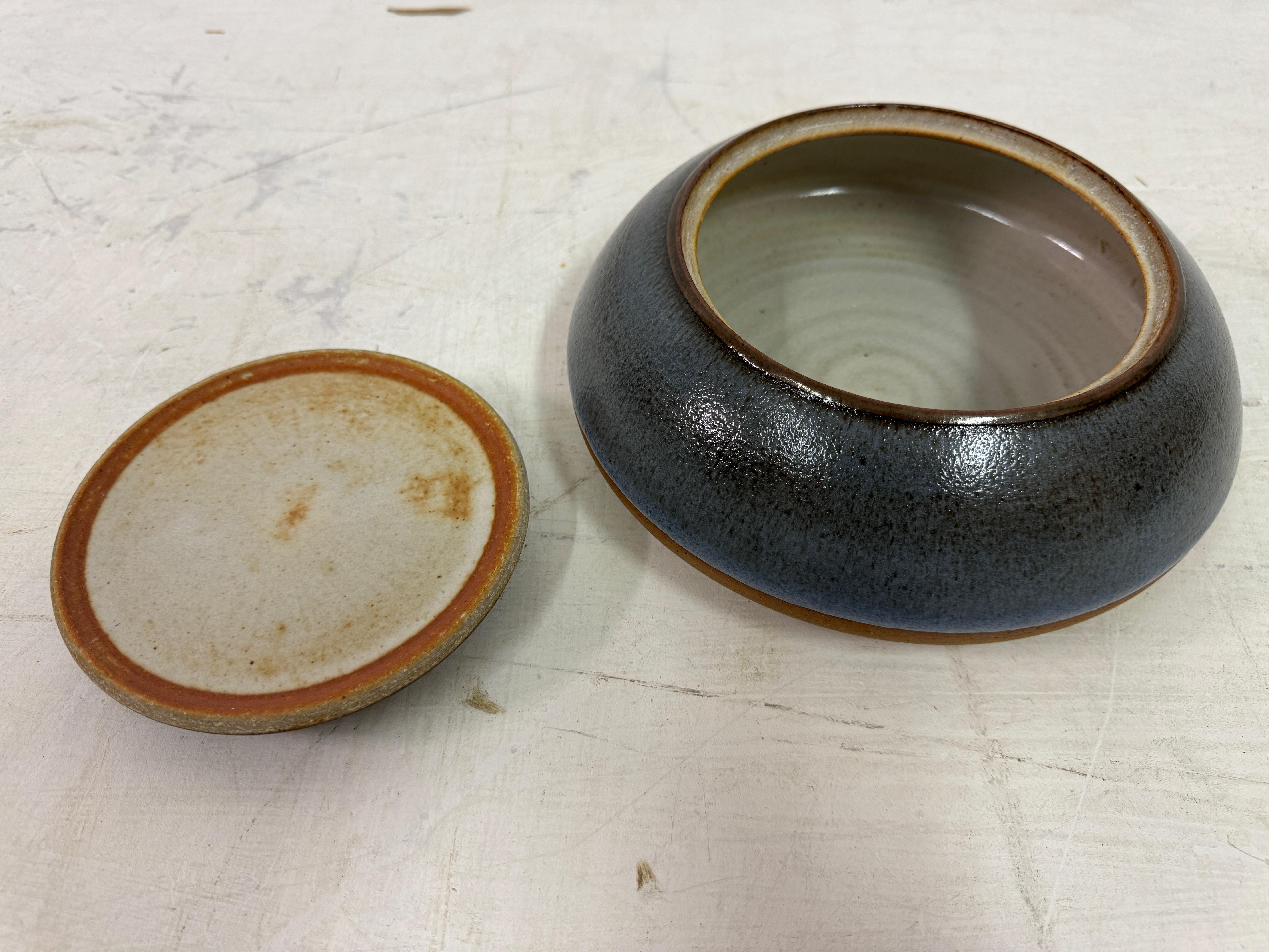 Pot et plat en céramique des années 1960 de Nanni Valentini pour Ceramica Arcore Bon état - En vente à London, London