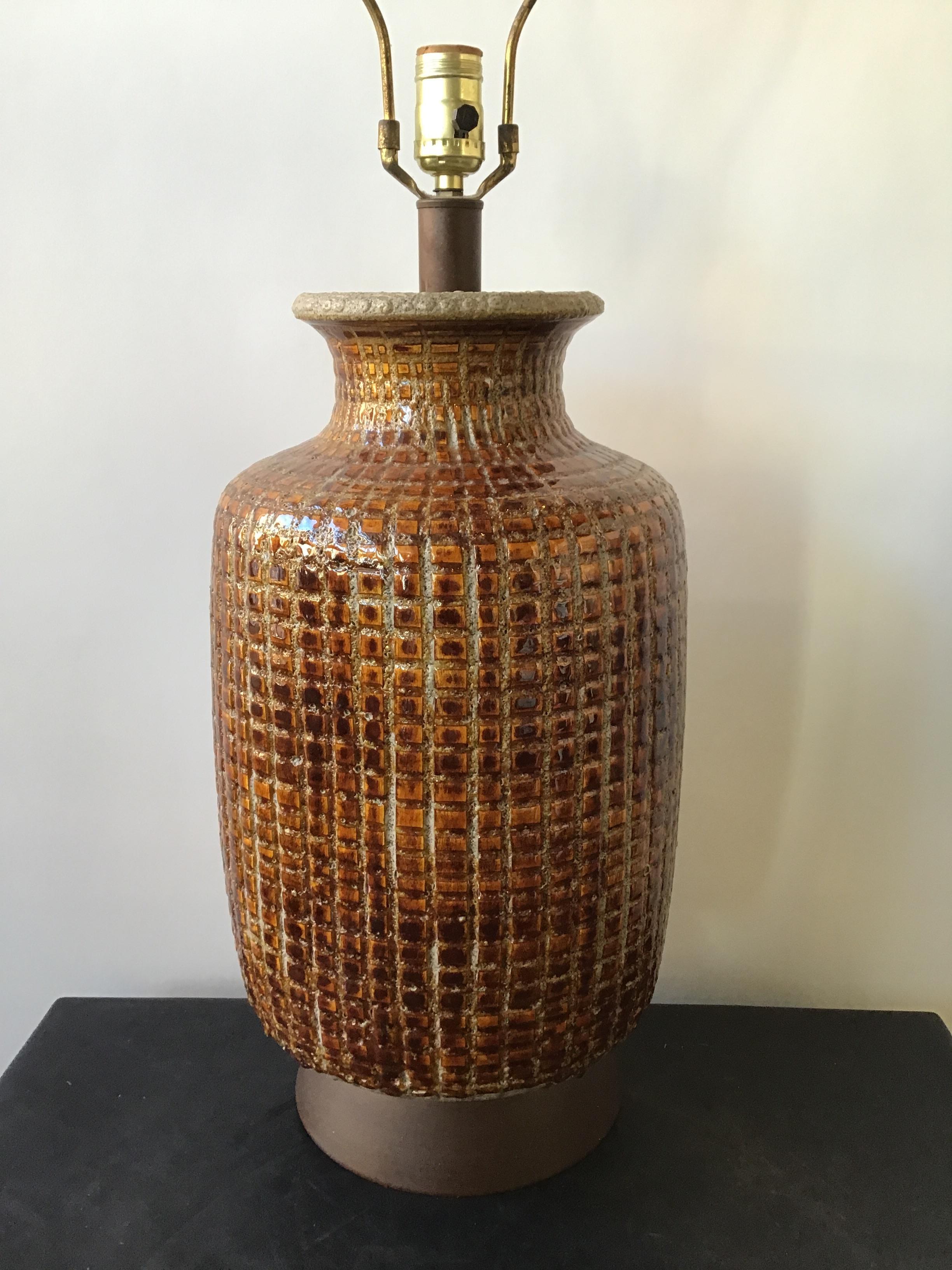 1960s ceramic textured brown lamp on metal base.