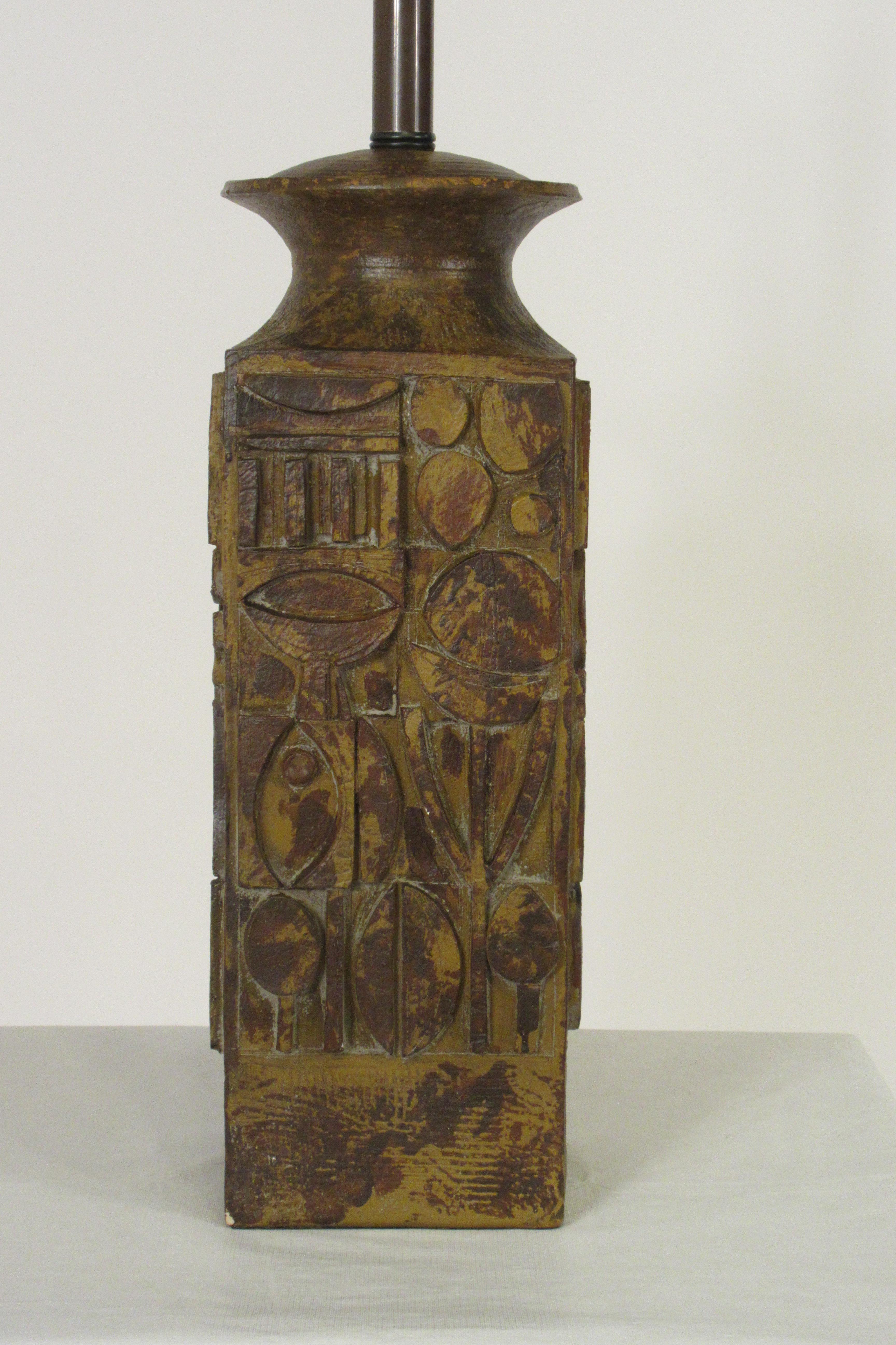 Lampe de table abstraite tribal en céramique des années 1960 Bon état - En vente à Tarrytown, NY