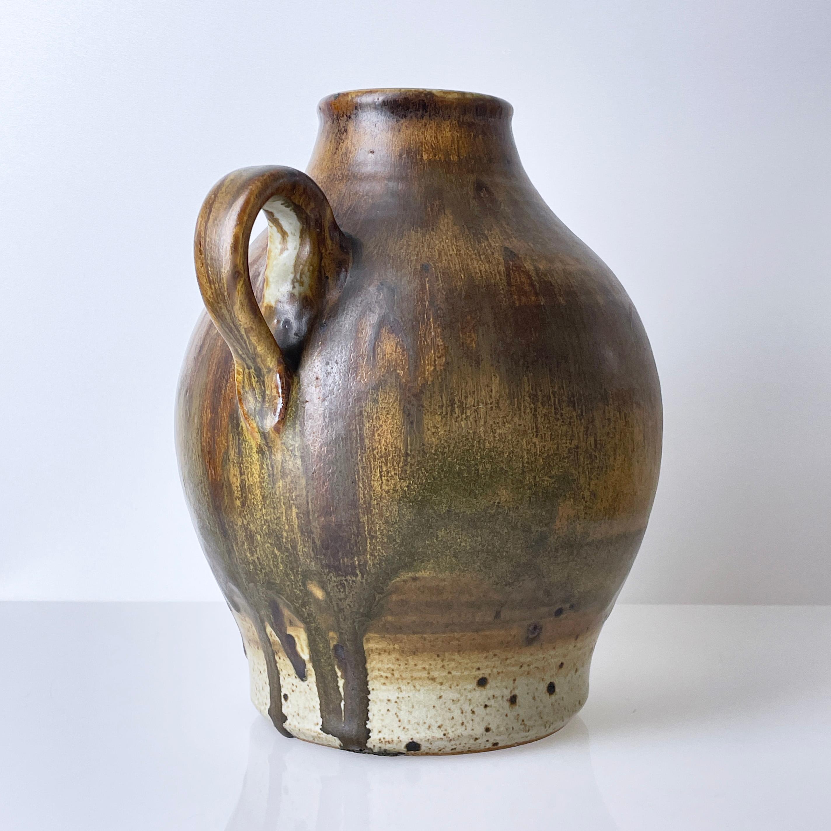 1960's Arnold Zahner ceramic vase - Rheinfelden Keramik, Switzerland (hand made) In Good Condition For Sale In Bern, CH