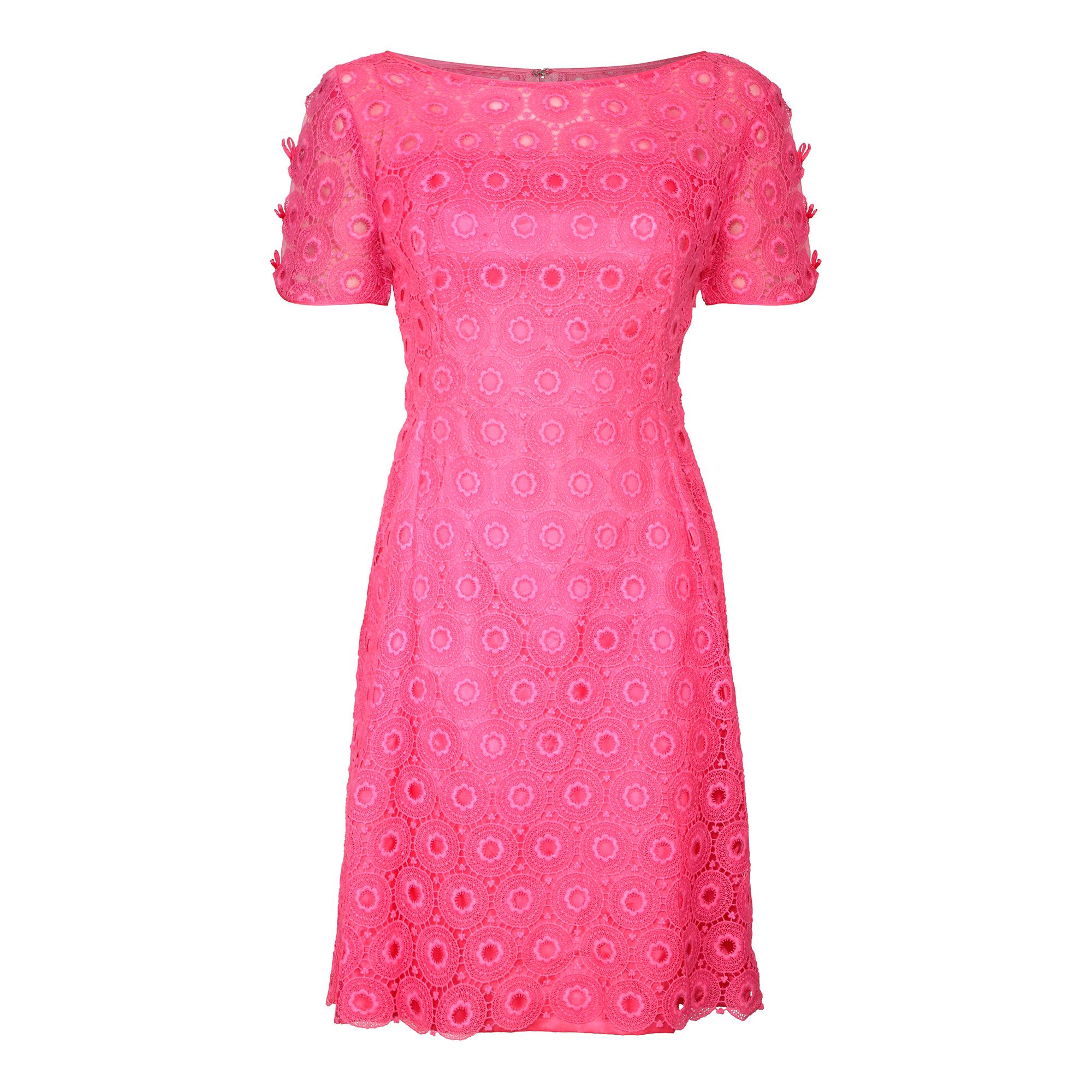 Robe en crochet rose cerise des années 1960 par Janet Cotton en vente