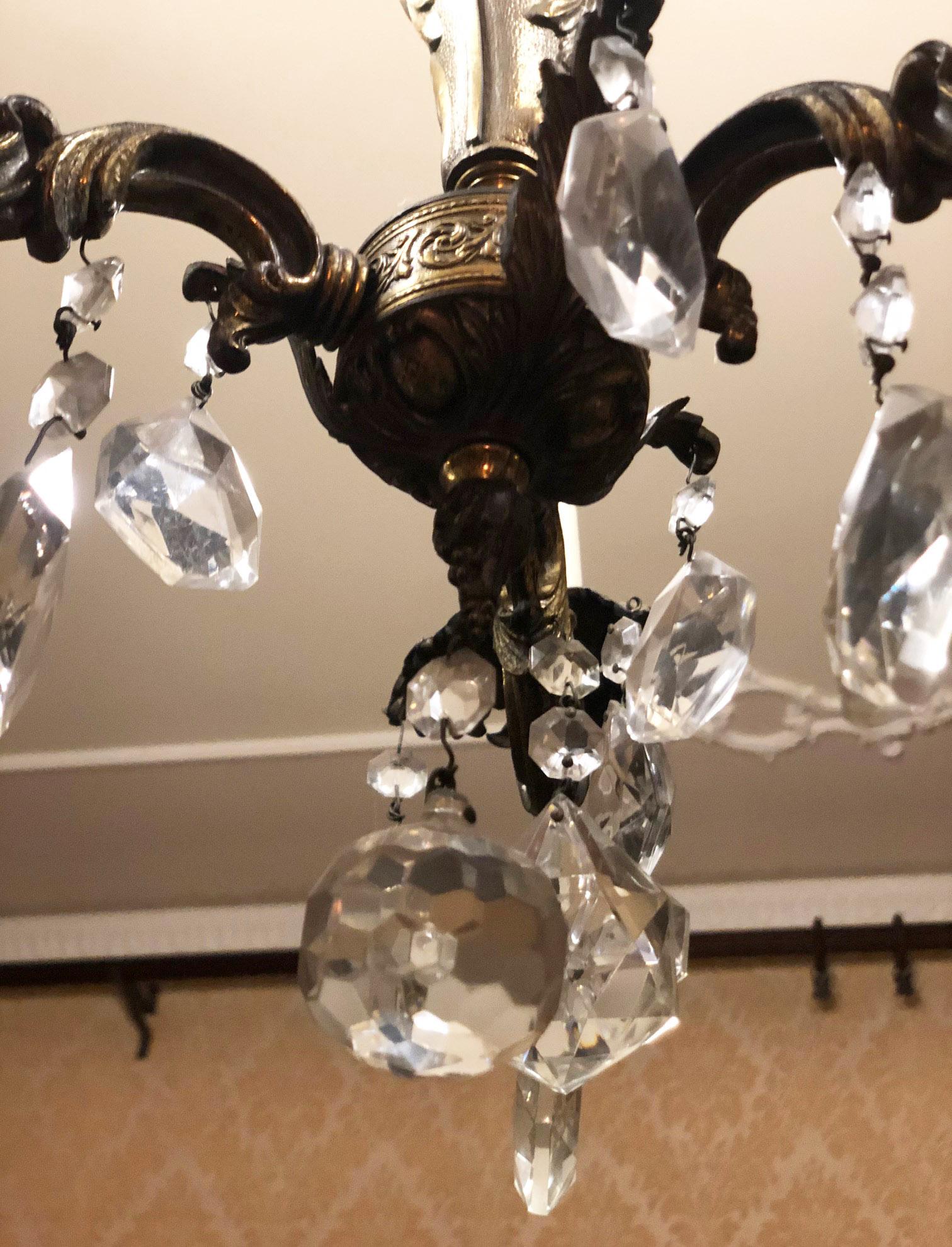 1960s Chandelier with Glass Pendants, Italy For Sale 2