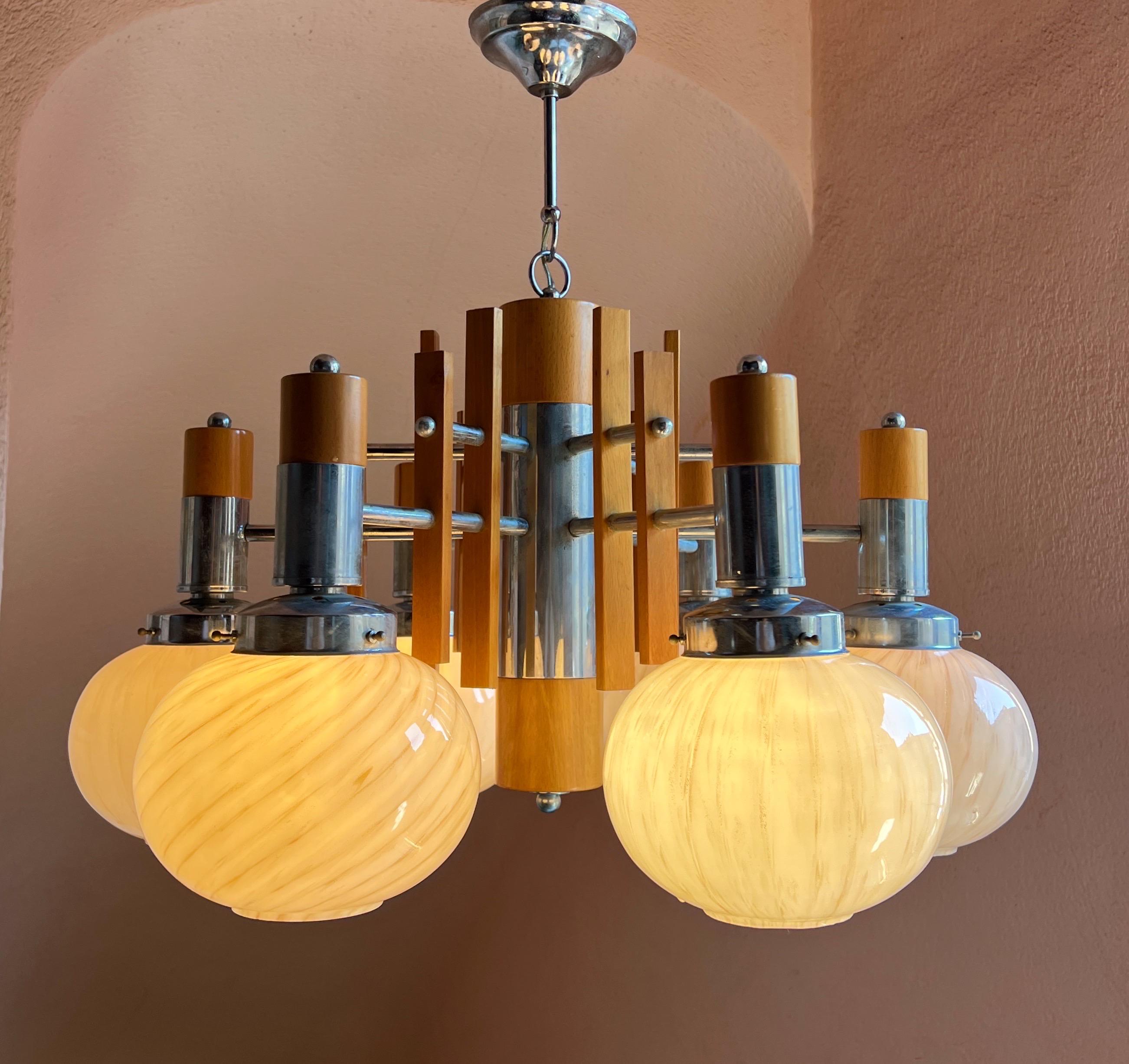 1960s chandelier with Murano glass shades  by Mazzega In Good Condition For Sale In Palermo, PA