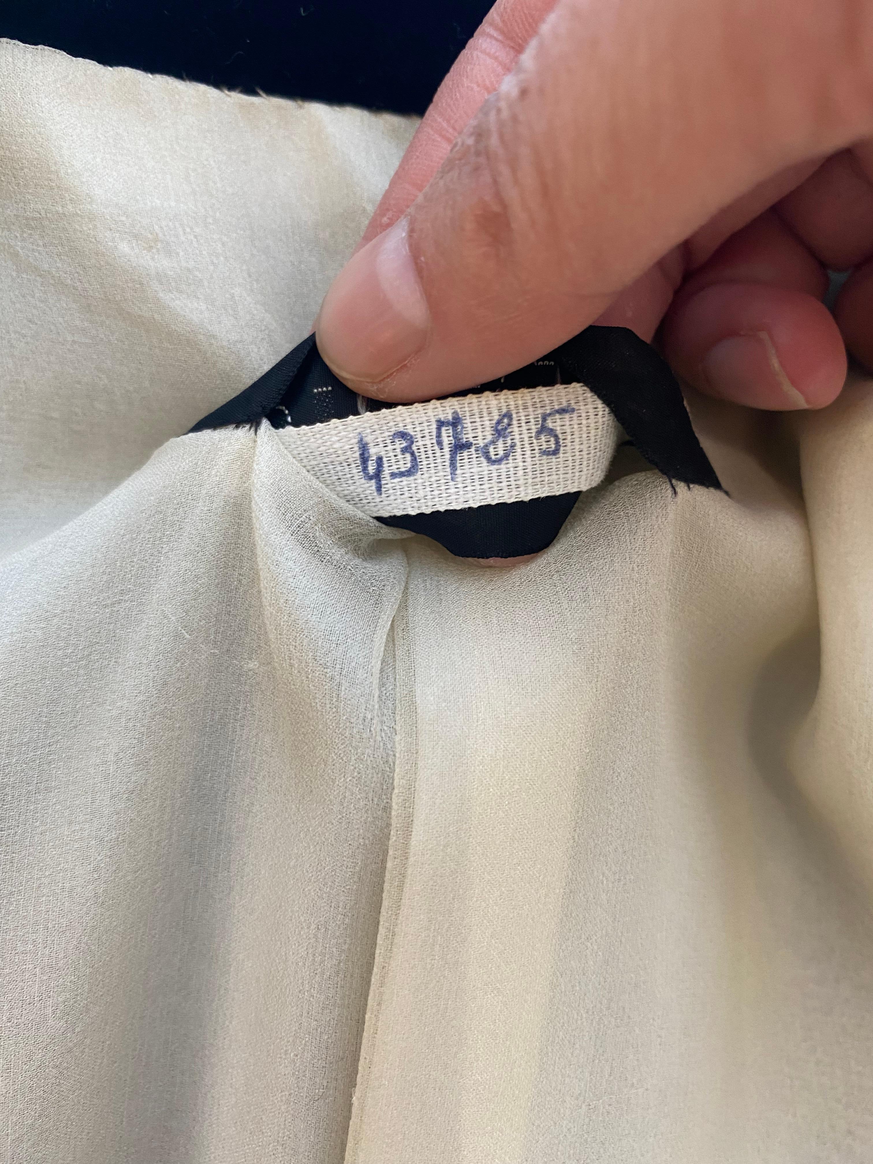 1960s CHANEL Couture Black Velvet Suit In Good Condition For Sale In Beverly Hills, CA