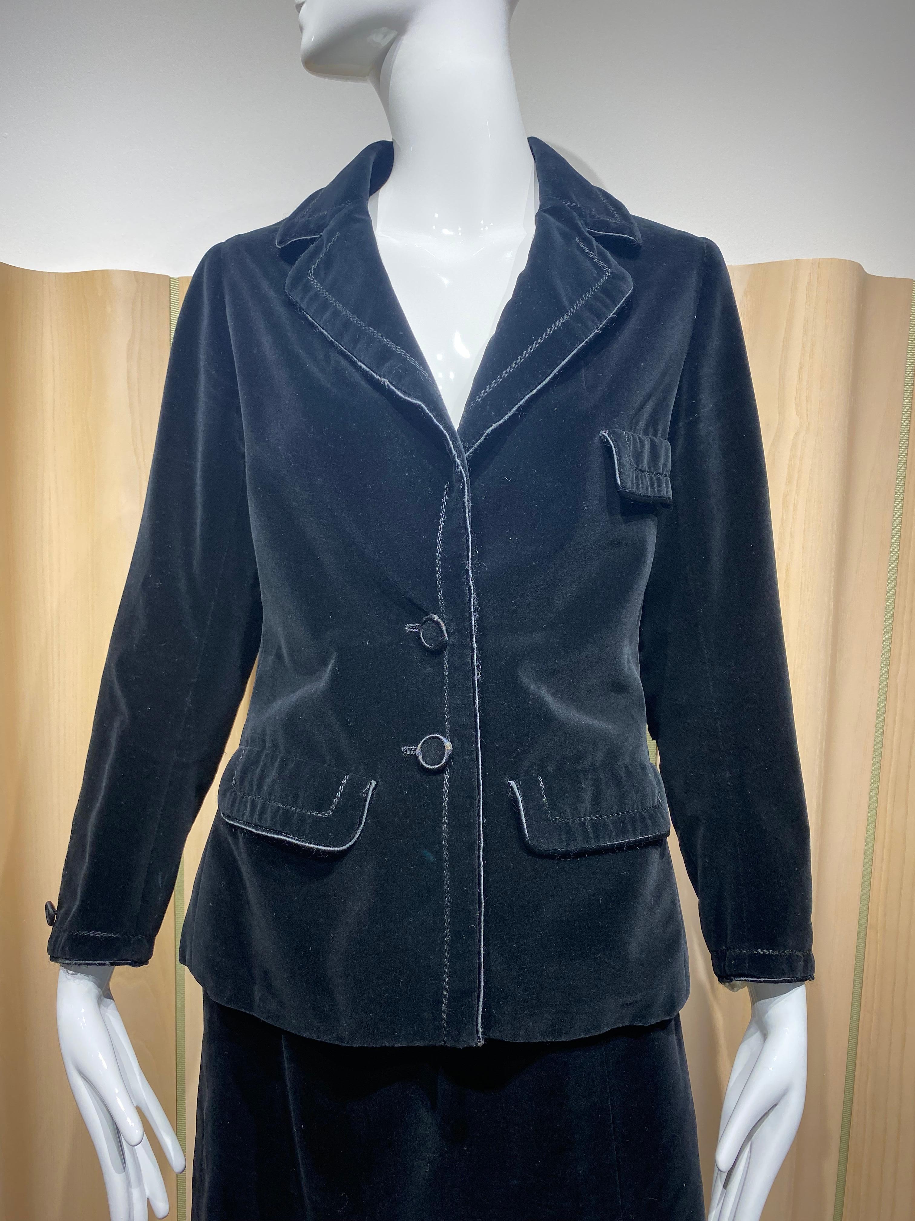 1960s CHANEL Couture Black Velvet Suit  For Sale 1