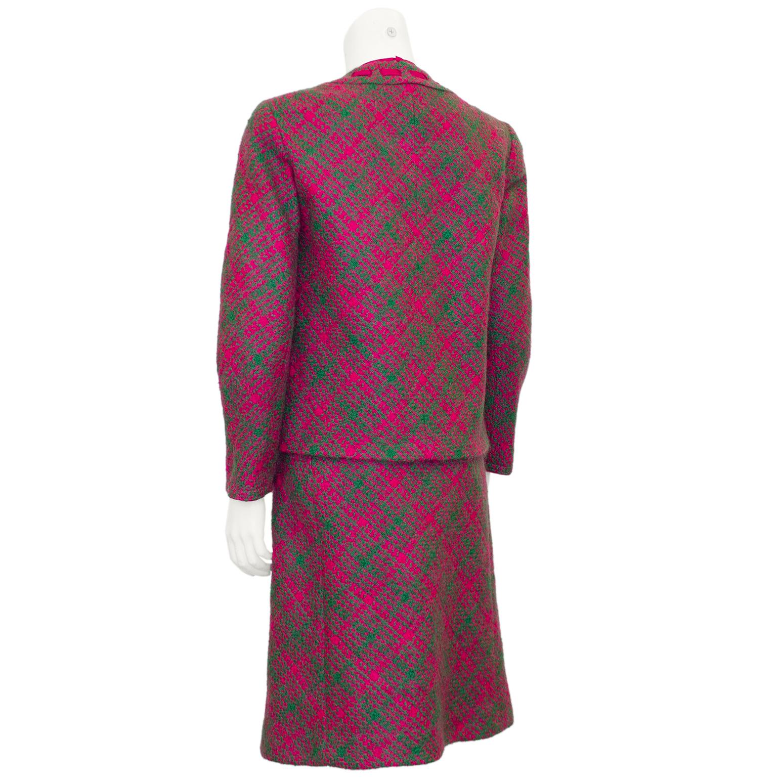 1960s Chanel Haute Couture Magenta and Green Dress and Jacket Ensemble In Good Condition For Sale In Toronto, Ontario