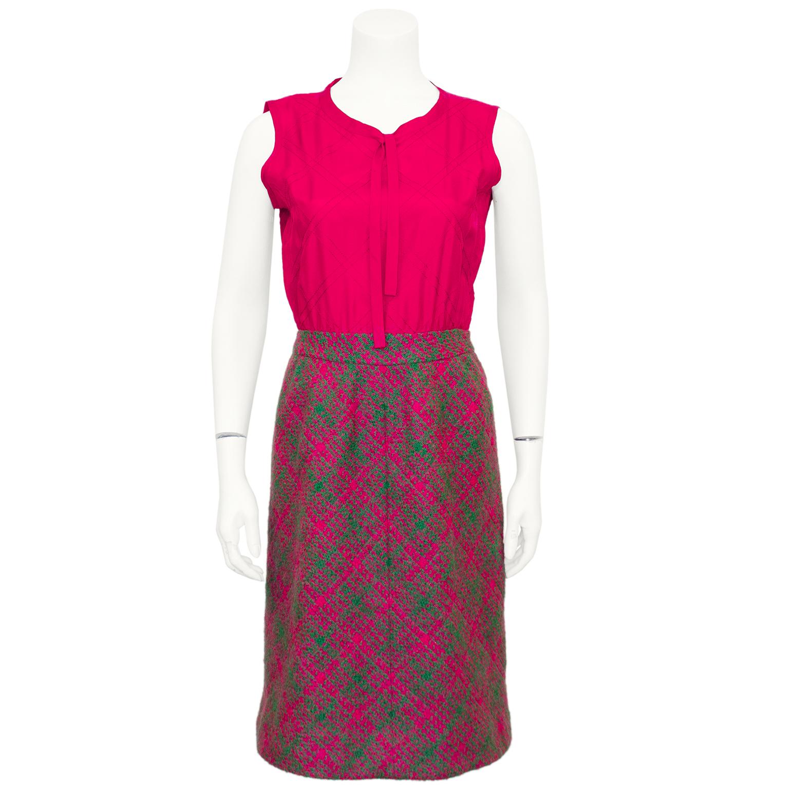 Women's 1960s Chanel Haute Couture Magenta and Green Dress and Jacket Ensemble For Sale