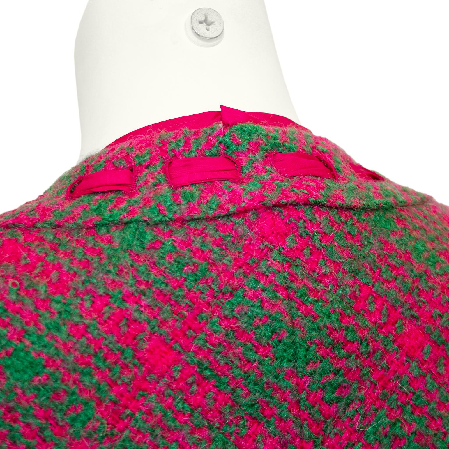 1960s Chanel Haute Couture Magenta and Green Dress and Jacket Ensemble For Sale 3