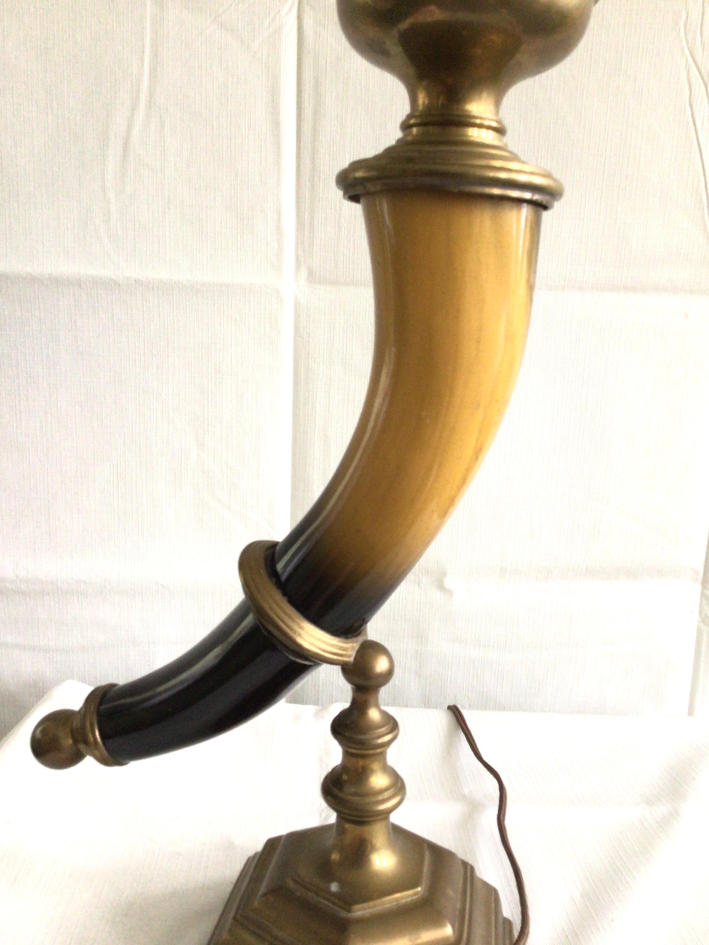 1960s Chapman Faux Horn and Brass Table Lamp For Sale 1