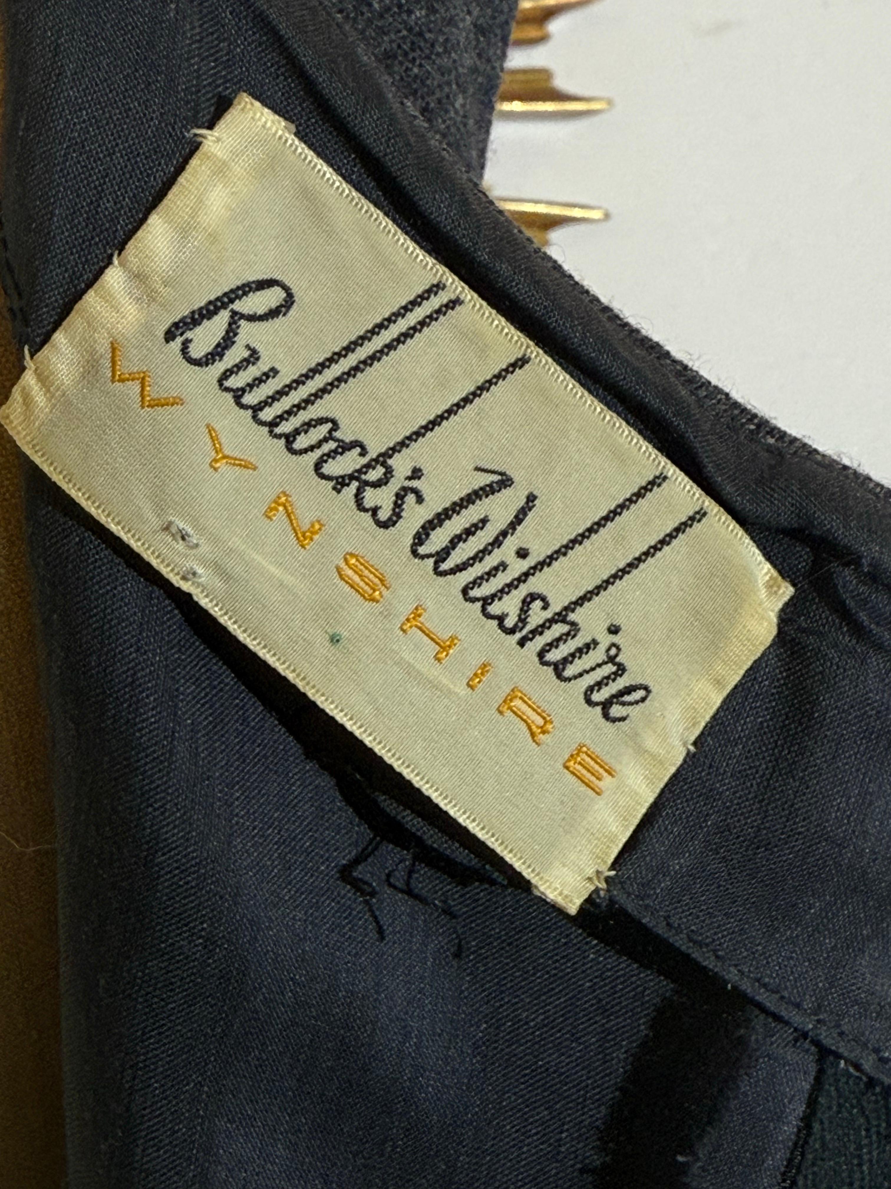 1960s Charcoal Knit Wool Dress with Tiered Chinchilla Trim & Matching Adolfo II Hat en vente 9