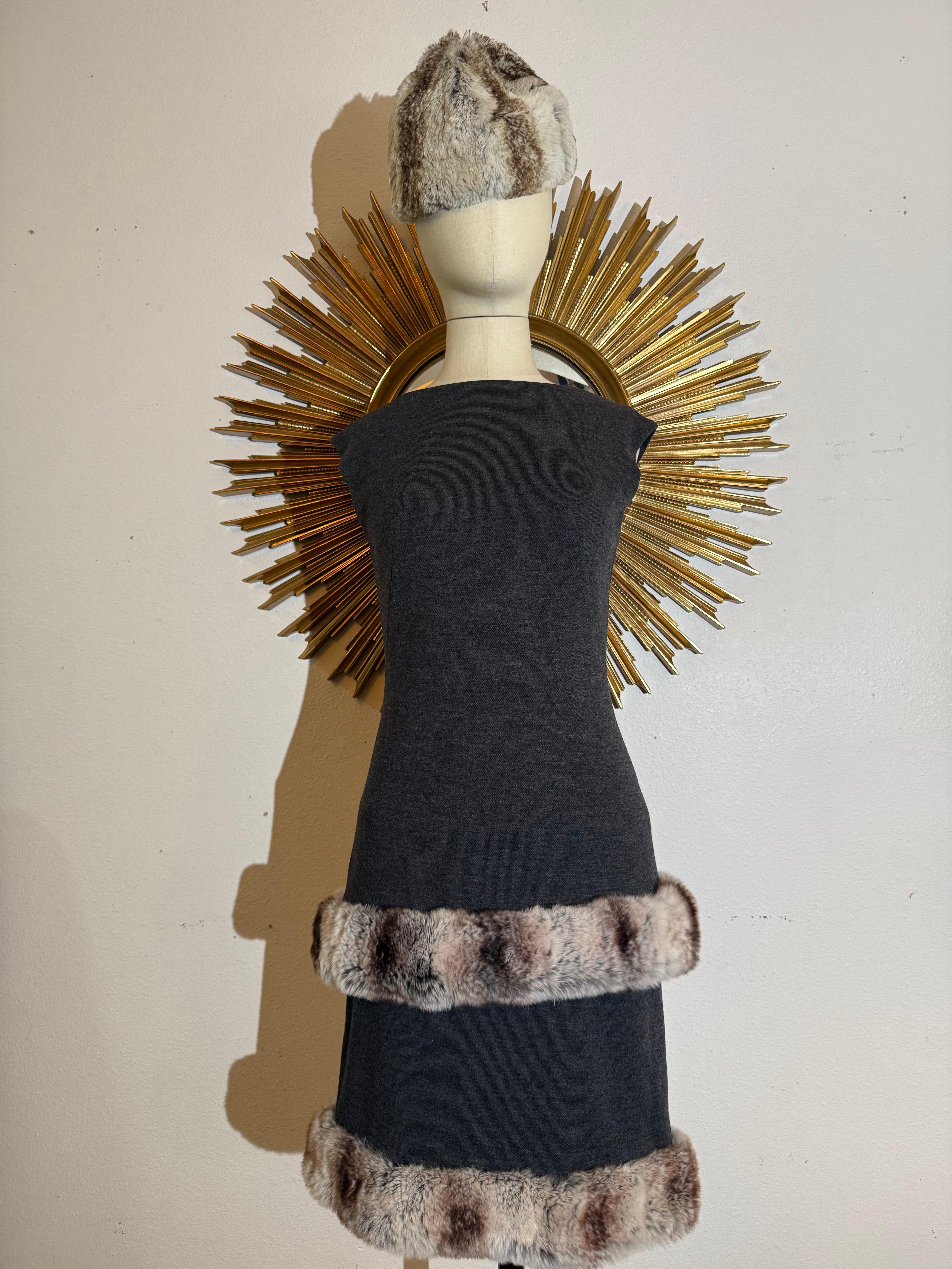 Noir 1960s Charcoal Knit Wool Dress with Tiered Chinchilla Trim & Matching Adolfo II Hat en vente