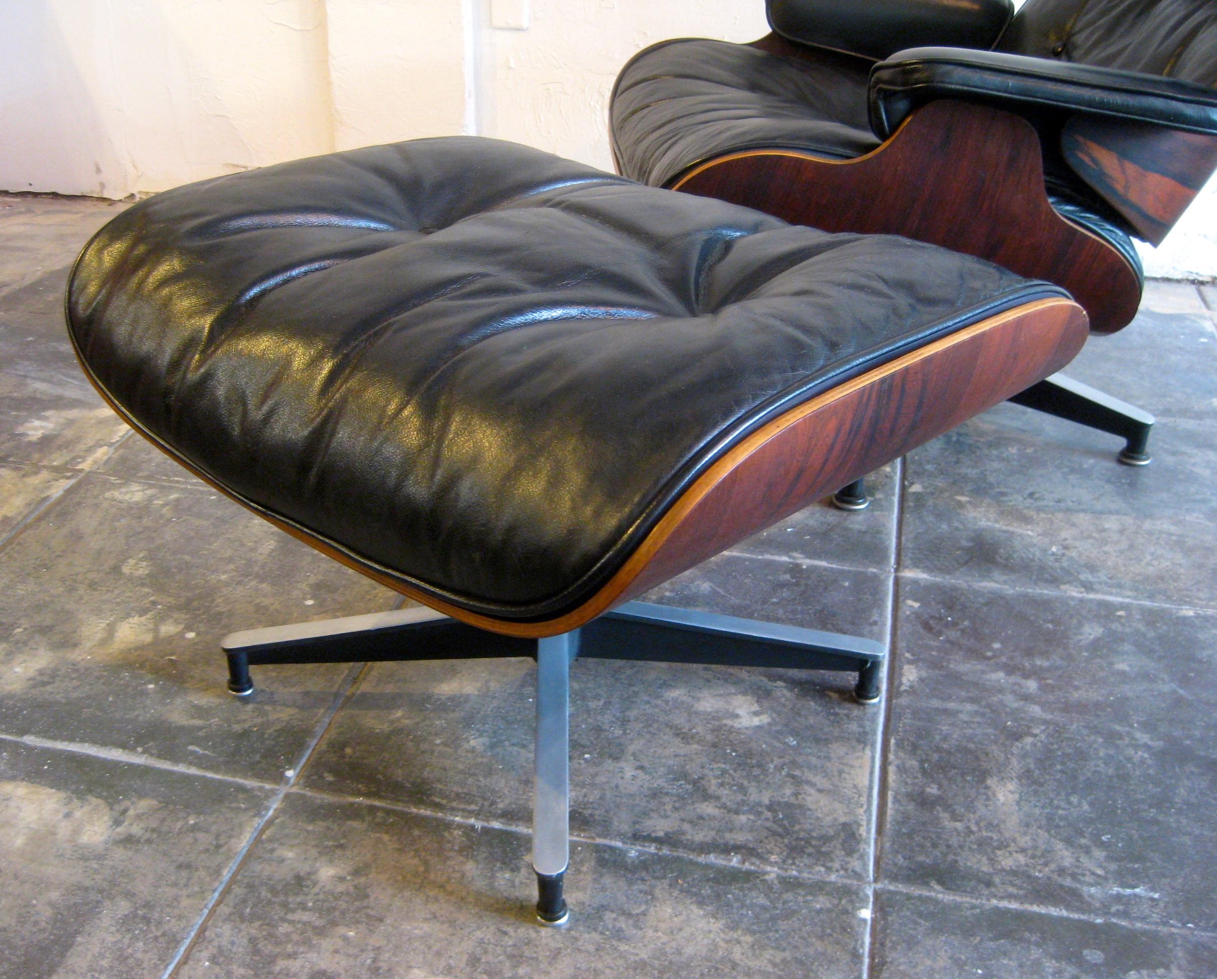 1960s Charles Eames Herman Miller 670 Rosewood Lounge Chair and 671 Ottoman 13