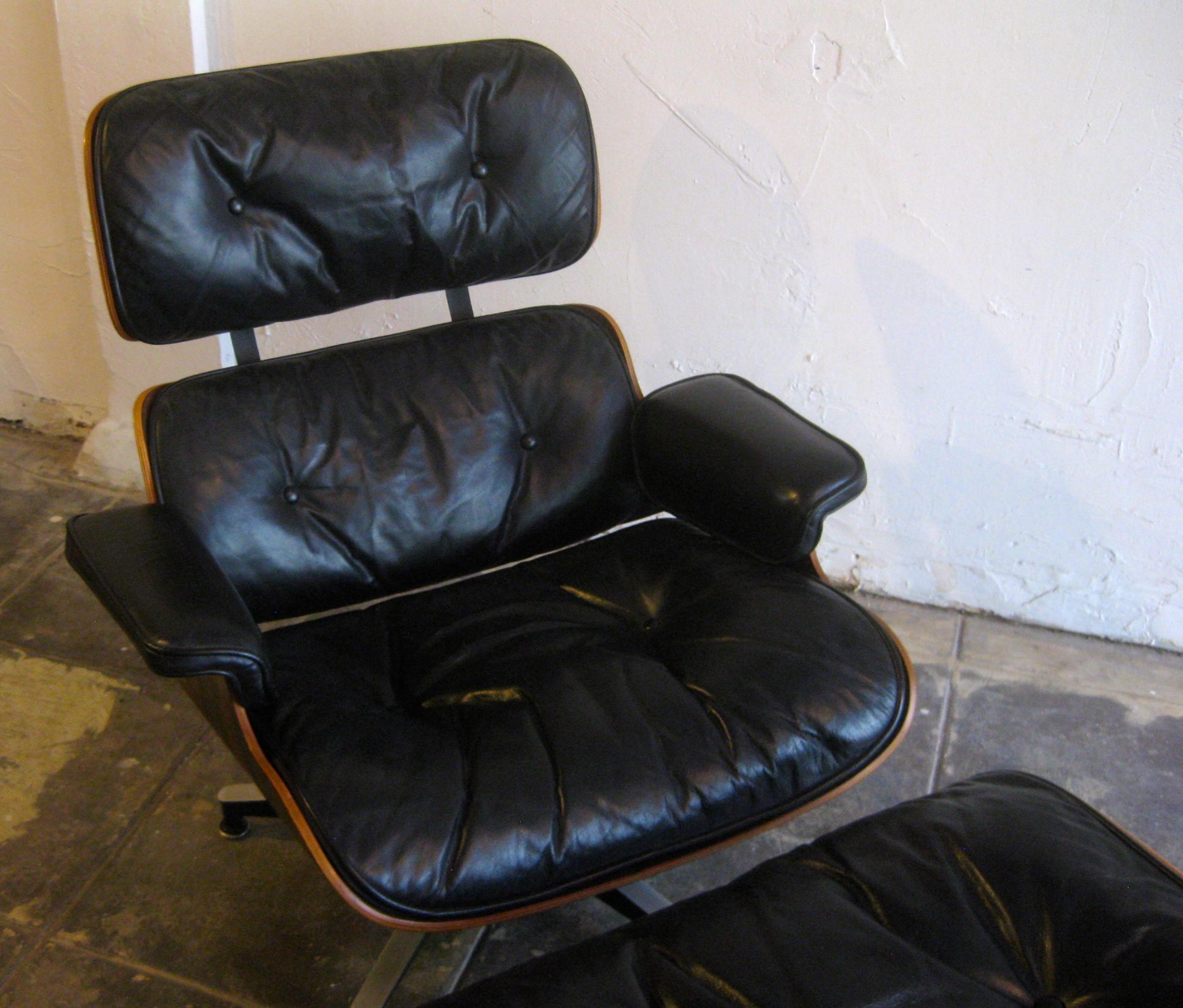 1960s Charles Eames Herman Miller 670 Rosewood Lounge Chair and 671 Ottoman 1