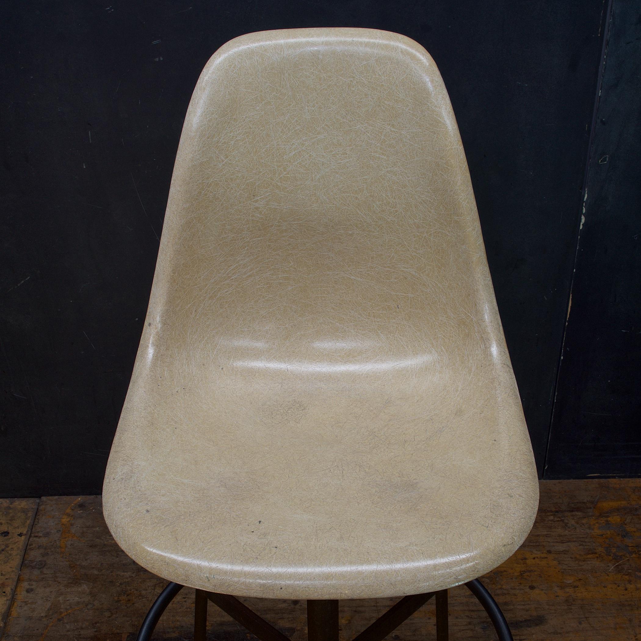 Machine-Made 1960s Charles + Ray Eames Drafting Stool Herman Miller Mid-Century Architect