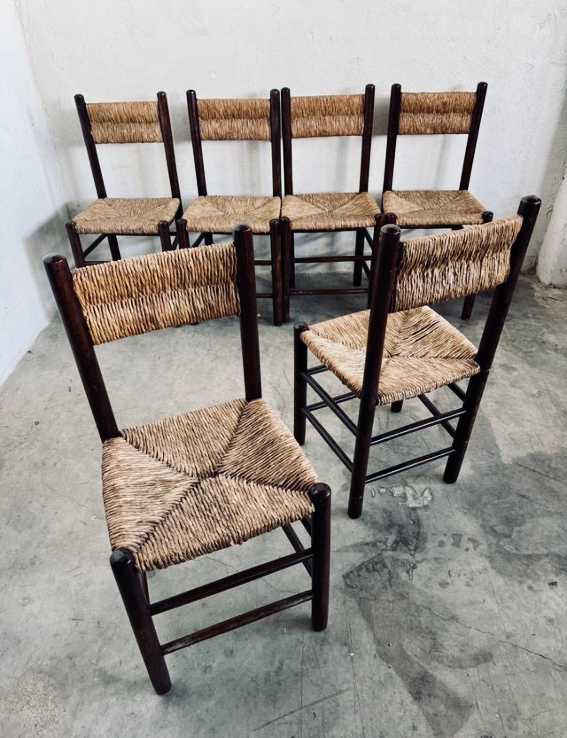 Français 1960s Charlotte Perriand French Country Rush Seat Dining Chairs en vente