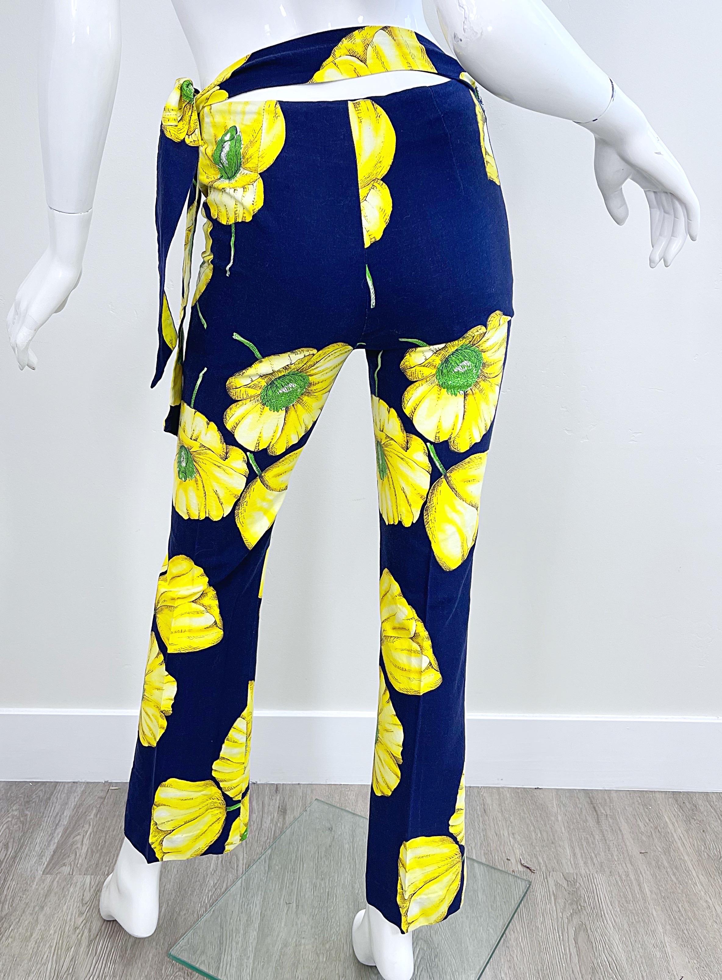 1960s Charm of Hollywood Linen Cotton Mod Flower Print Navy Yellow Flare Pants For Sale 5