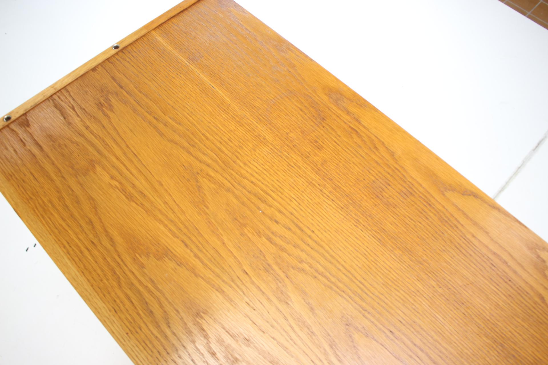 Commode des années 1960 par Jiří Jiroutek, Tchécoslovaquie en vente 5