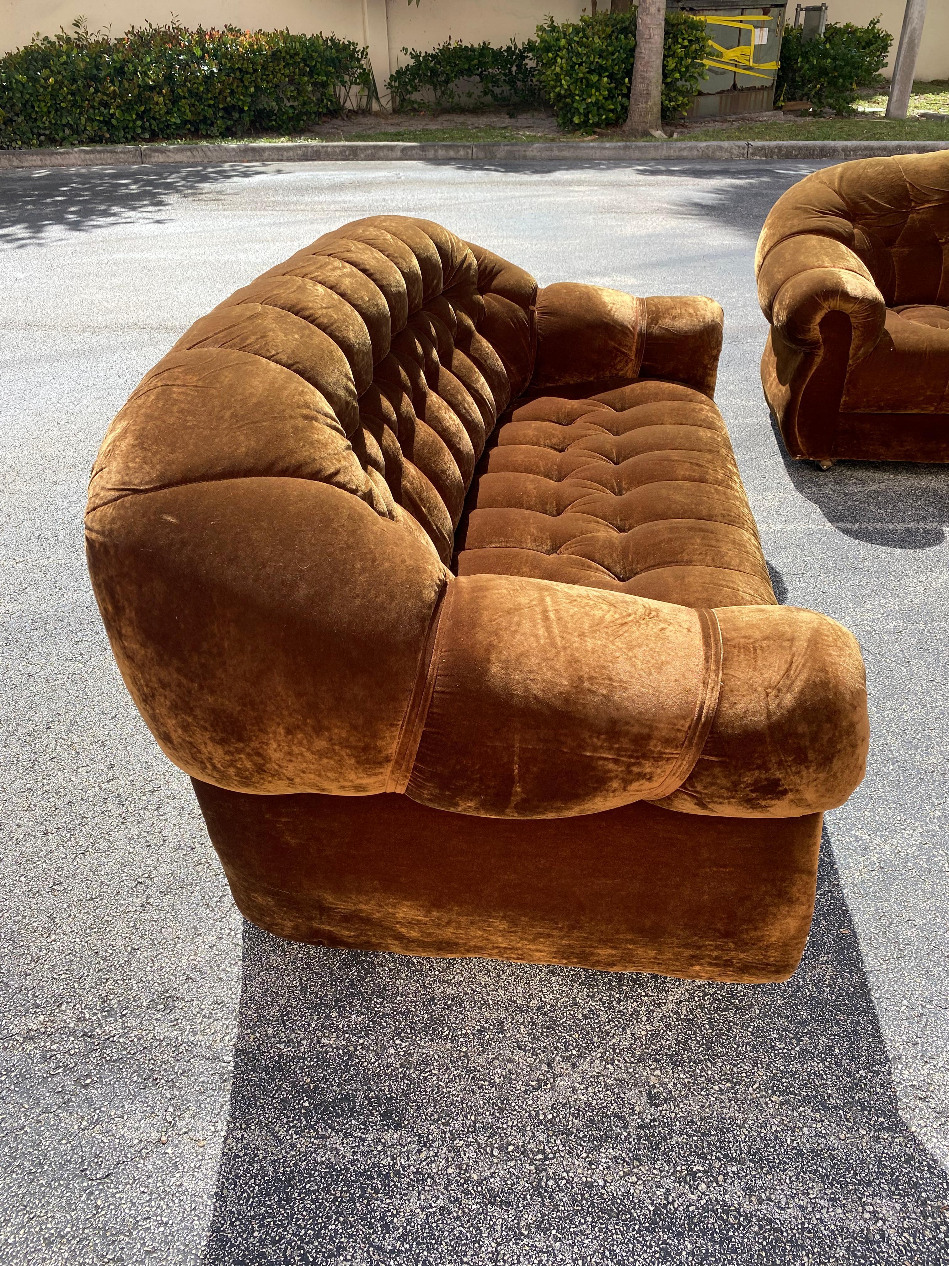 1960s Chesterfield Tufted Silk Velvet Sofa Loveseat Chair on Castors, Set of 3 For Sale 6