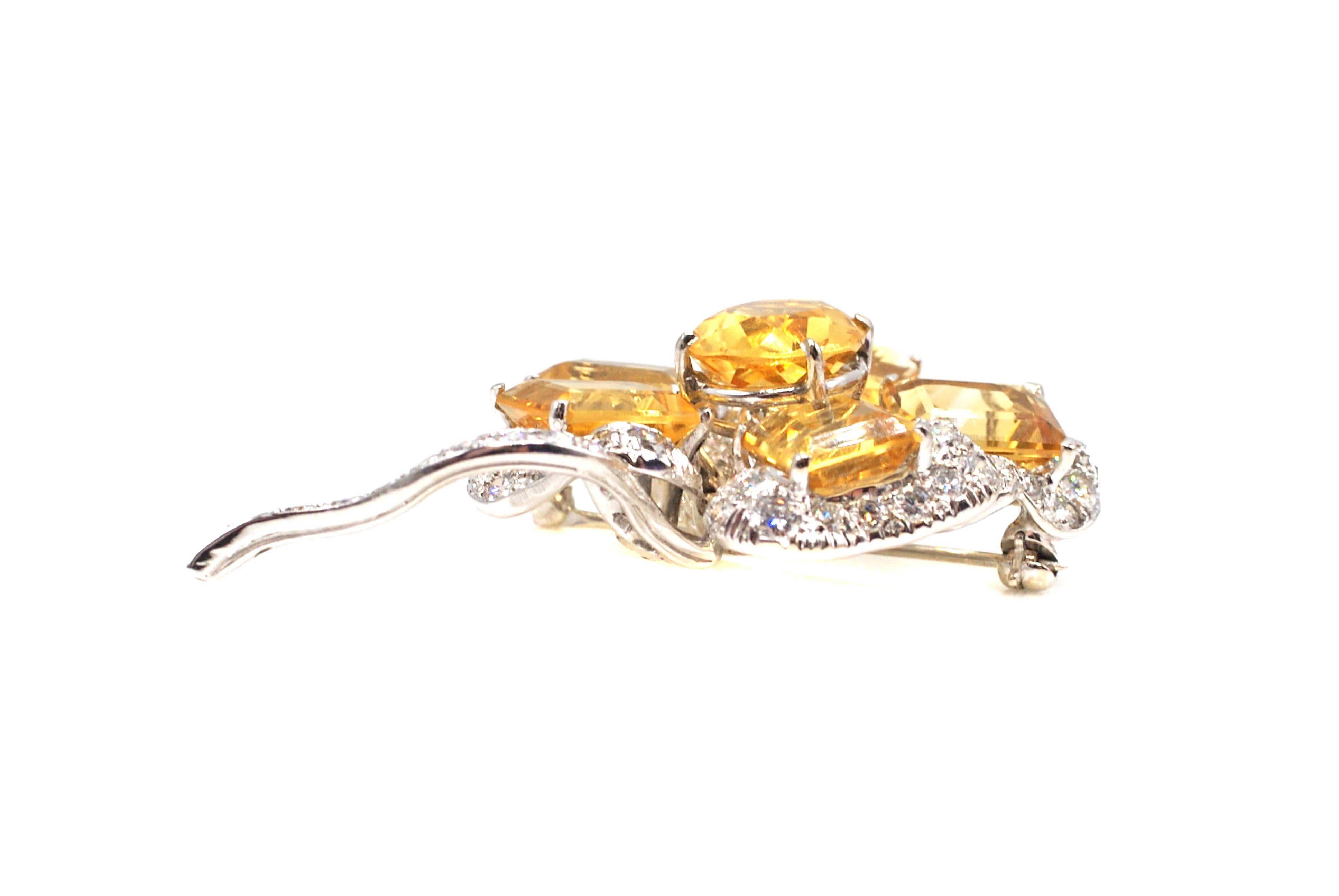 1960s Chic Citrine Diamond Flower Brooch In Excellent Condition In New York, NY