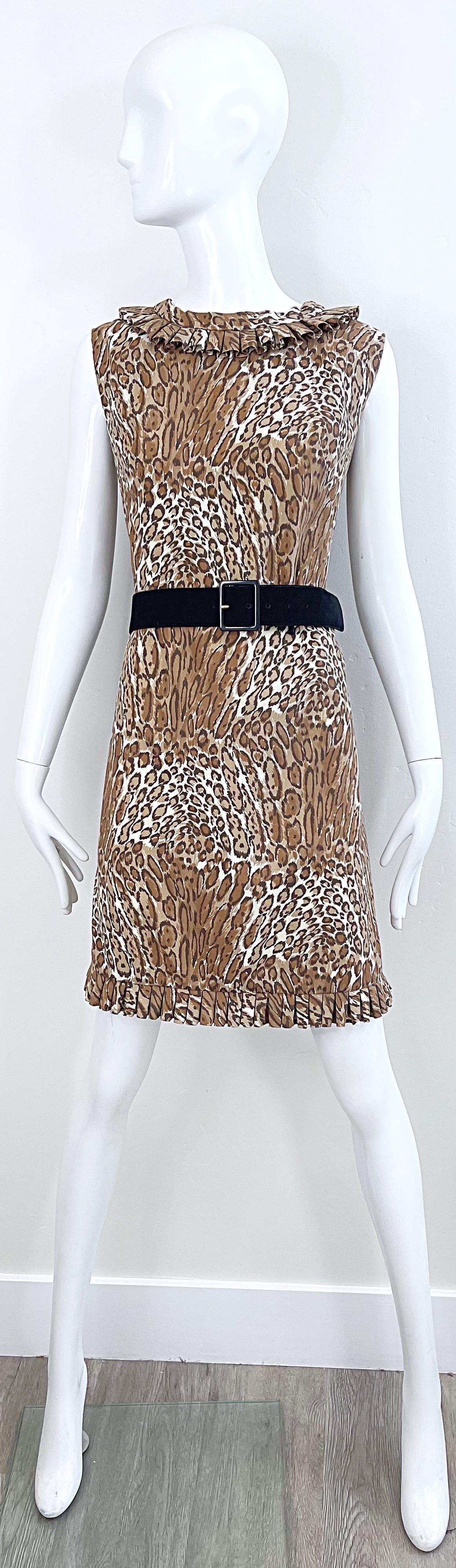 1960s Chic Leopard Cheetah Animal Abstract Print Cotton Vintage 60s Shift Dress In Excellent Condition In San Diego, CA
