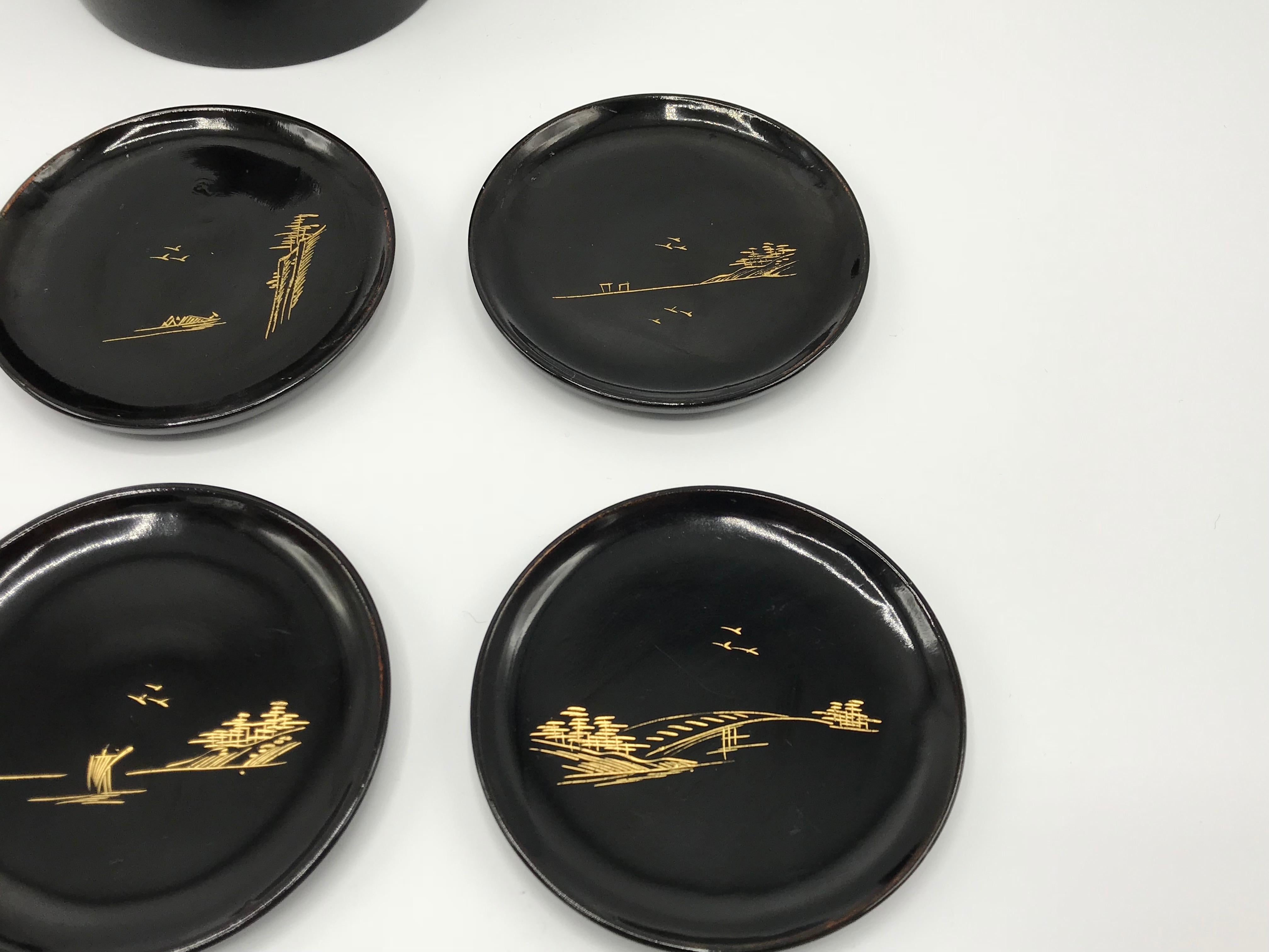 Wood 1960s Chinoiserie Black and Gold Lacquered Coasters with Box, Set of 6
