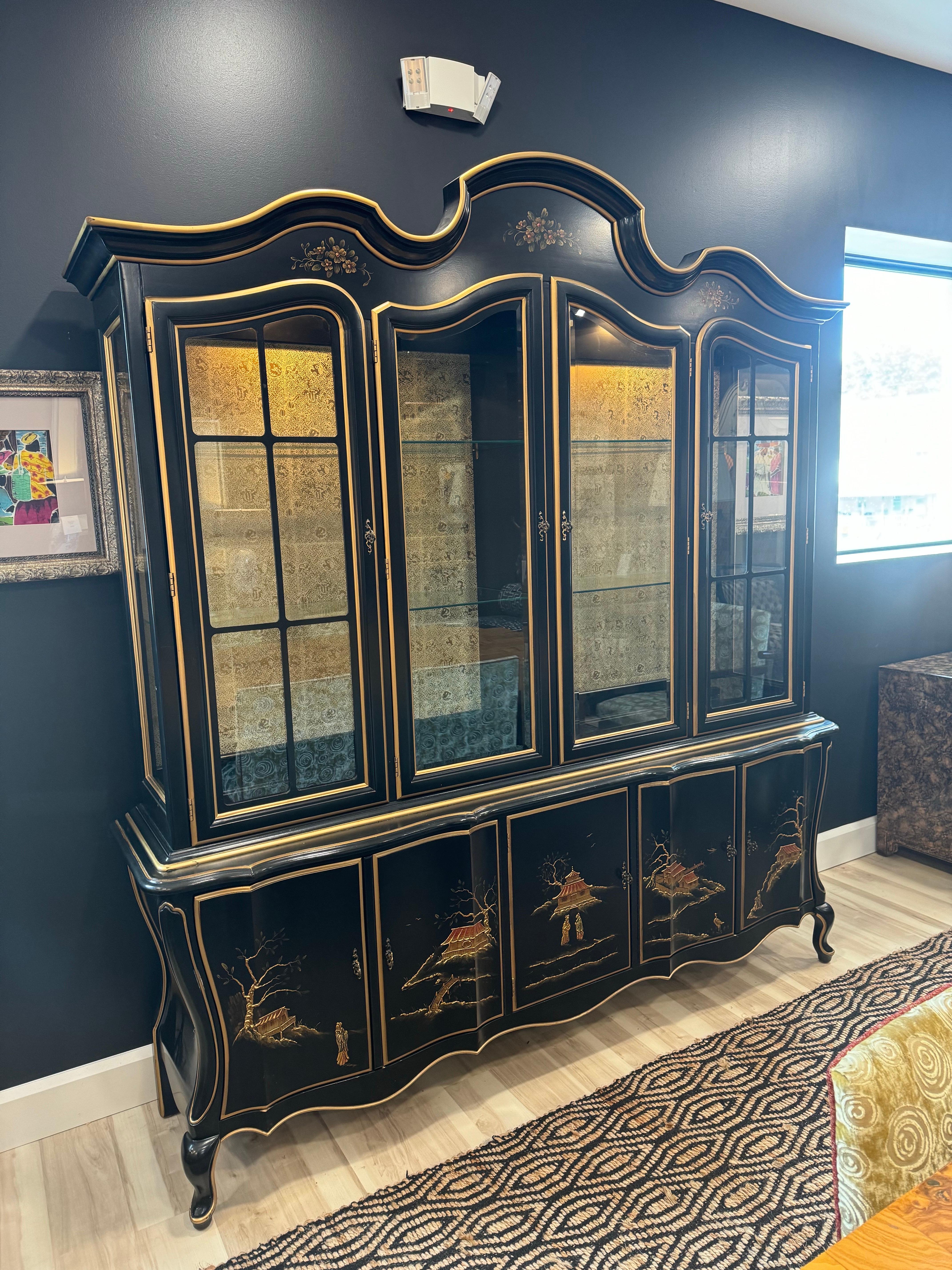 Armario Chinoiserie de 1960 de Romweber Tallado a mano