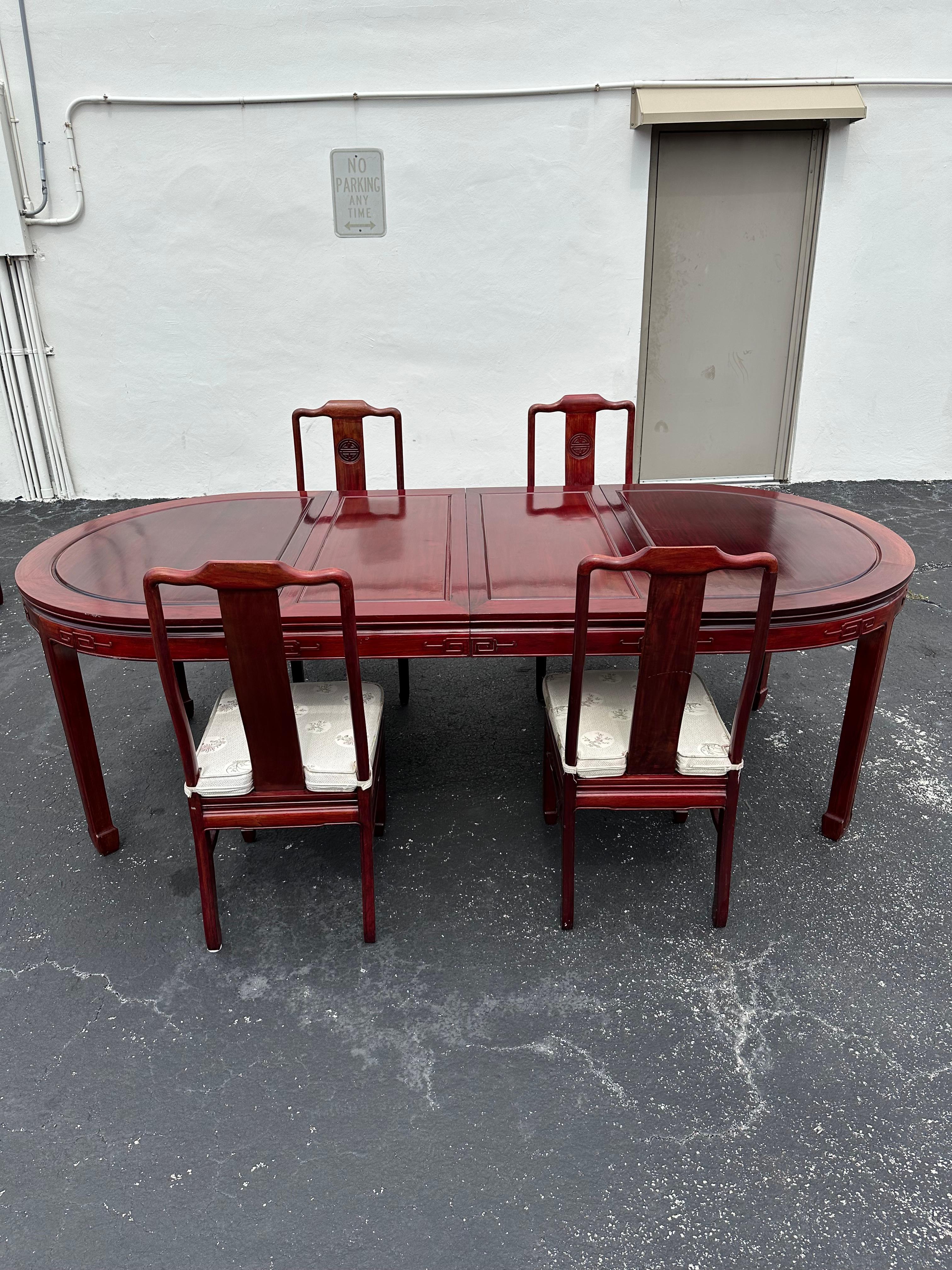 1960 Chinoiserie Table de salle à manger ovale à rallonge, style Ming 5 chaises, ensemble de 6 Bon état - En vente à Fort Lauderdale, FL